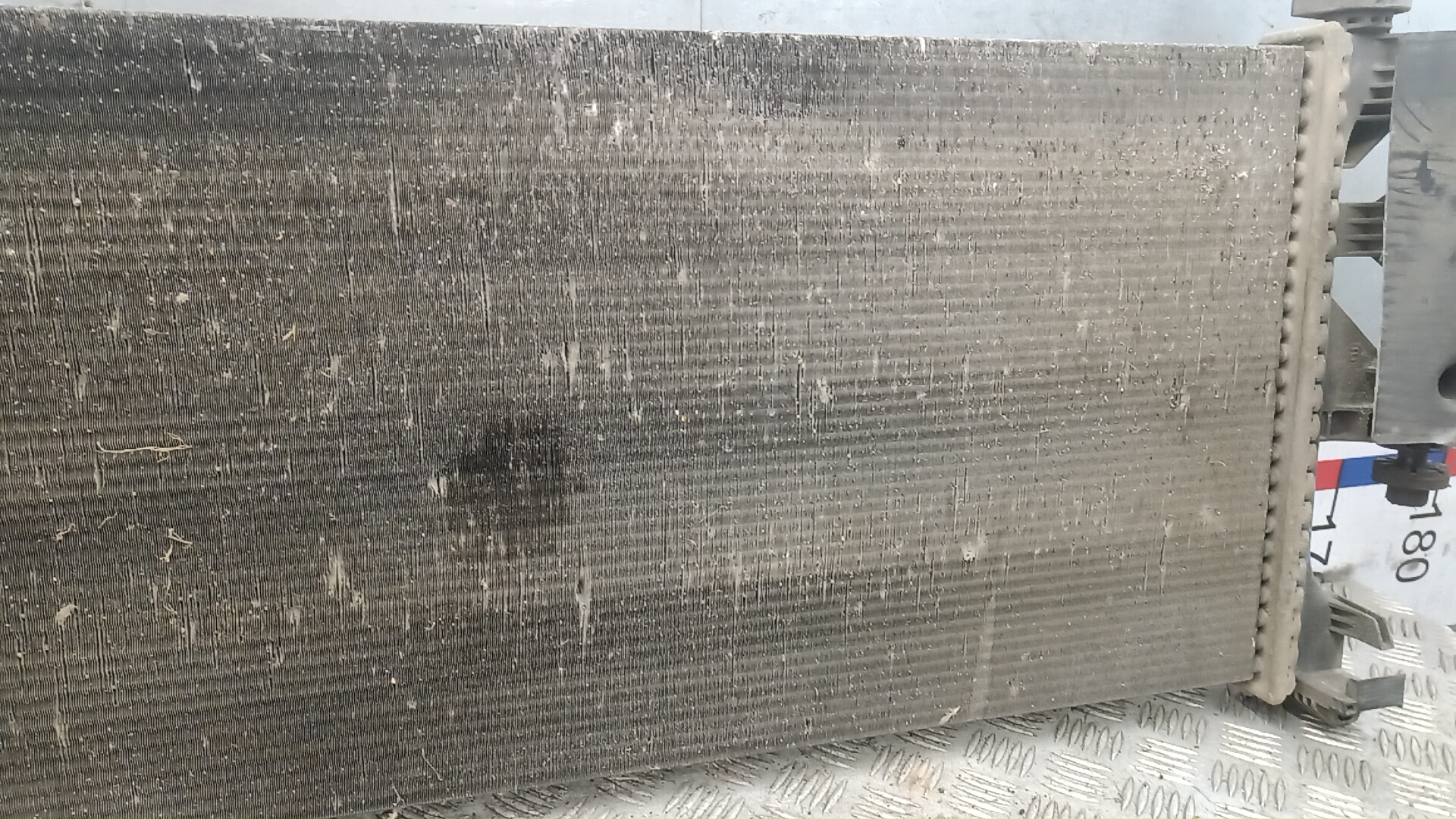 Радиатор охлаждения двигателя основной