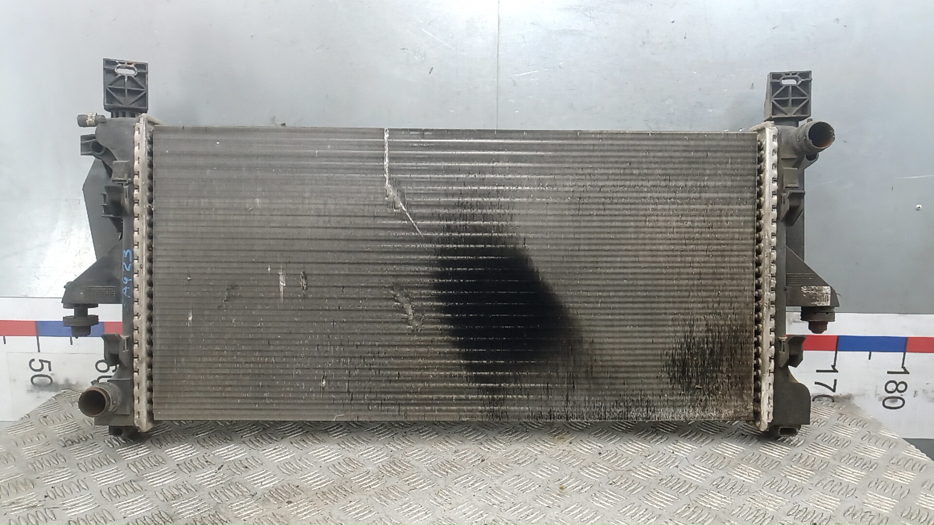 Радиатор охлаждения двигателя основной