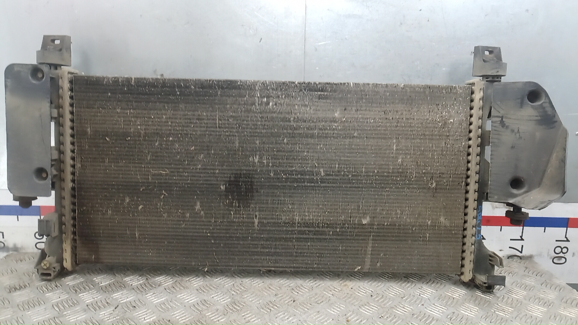 Радиатор охлаждения двигателя основной