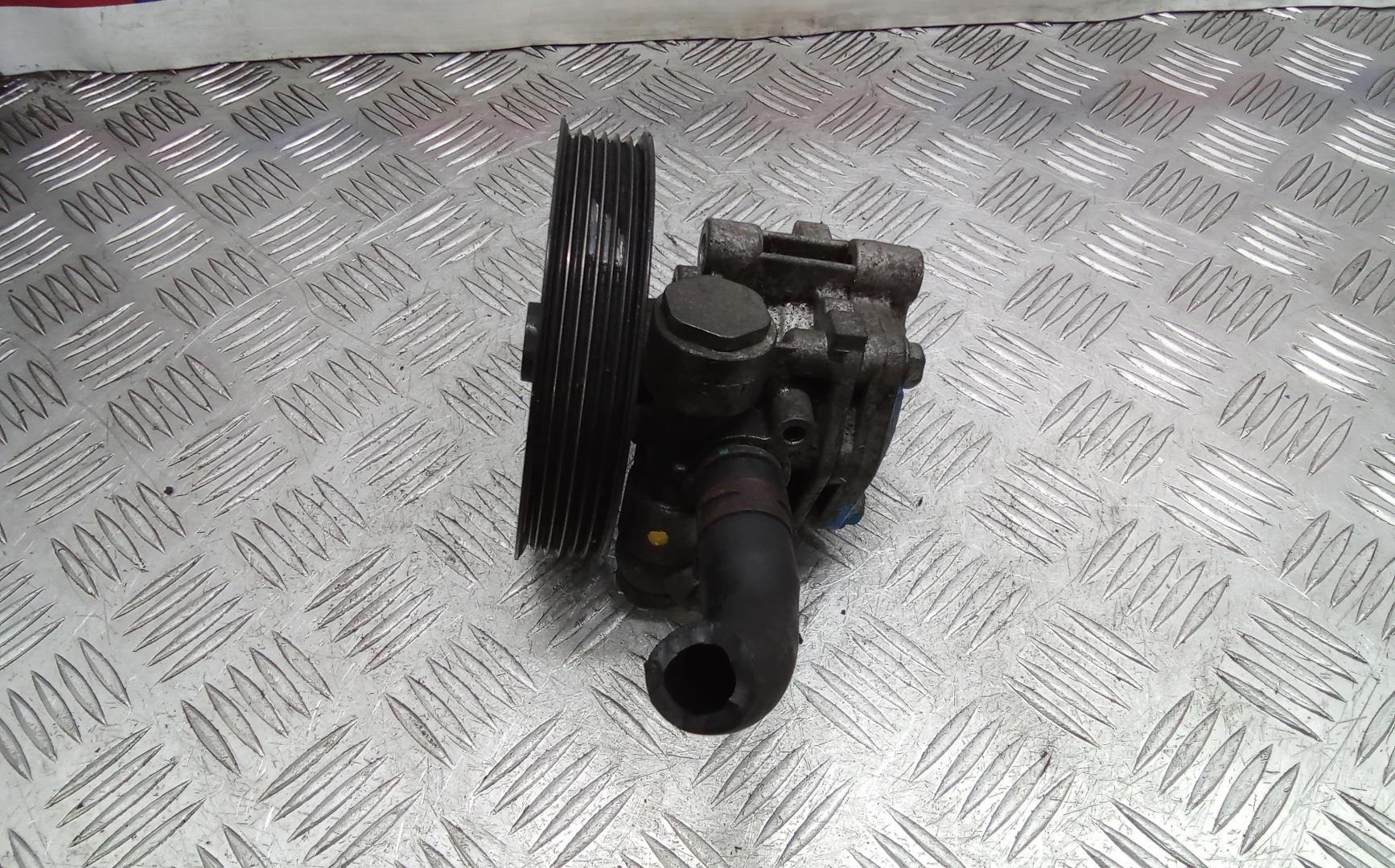 Насос ГУР (гидроусилитель руля)