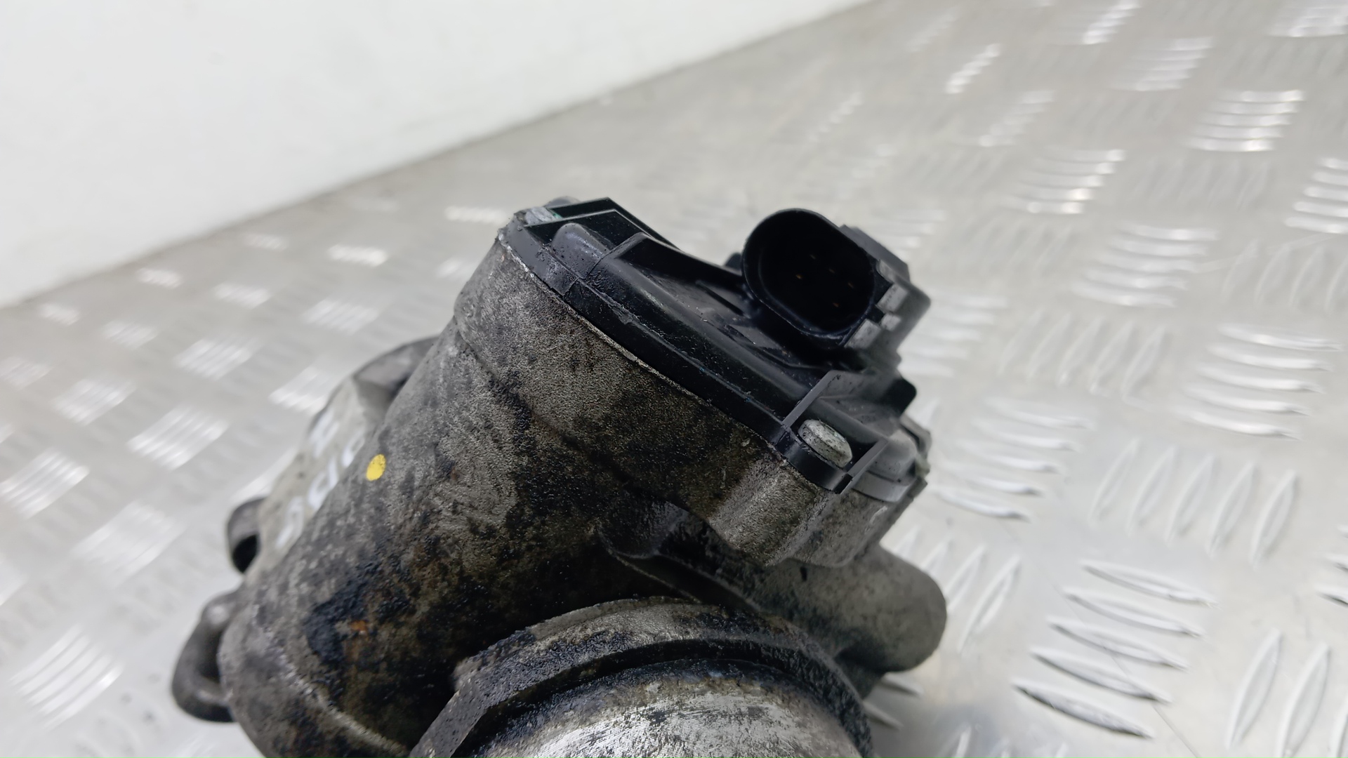 Клапан рециркуляции выхлопных газов (EGR)