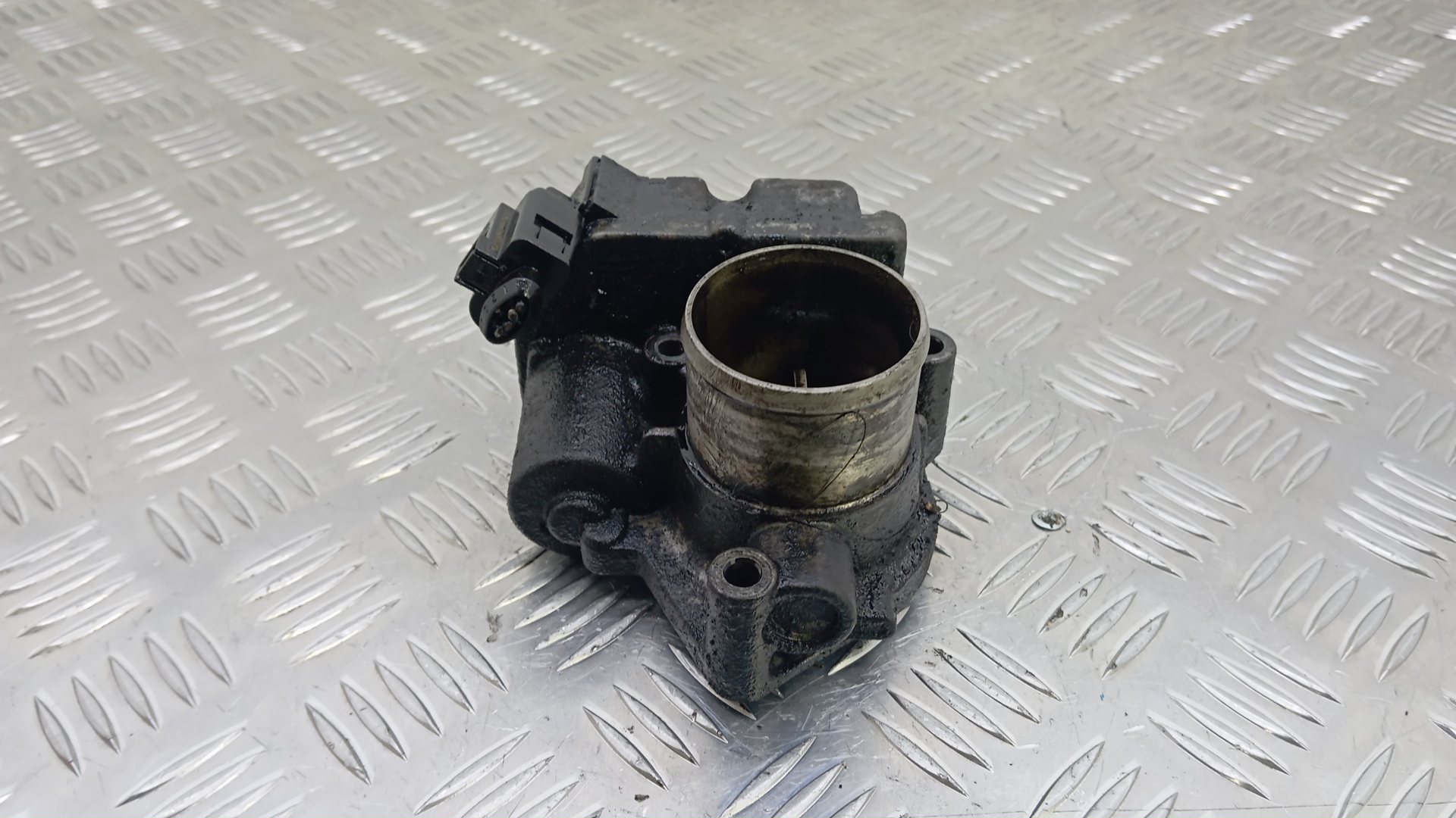 Заслонка дроссельная электрическая