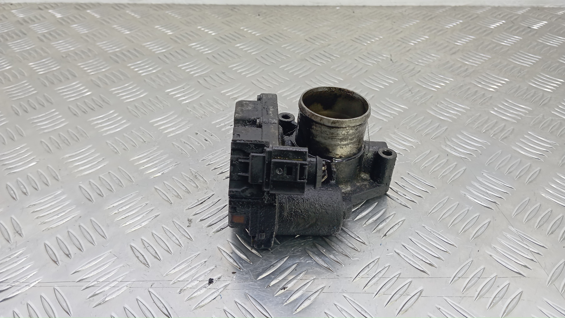 Заслонка дроссельная электрическая