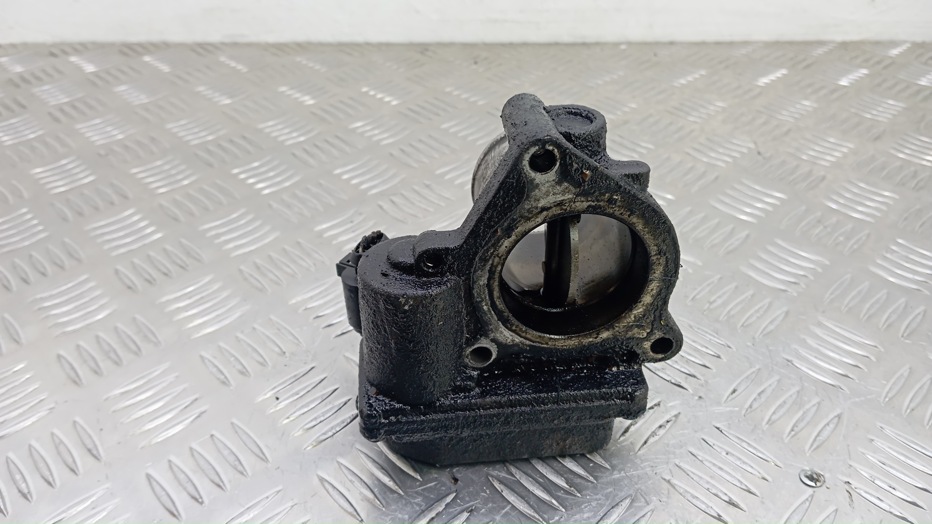 Заслонка дроссельная электрическая