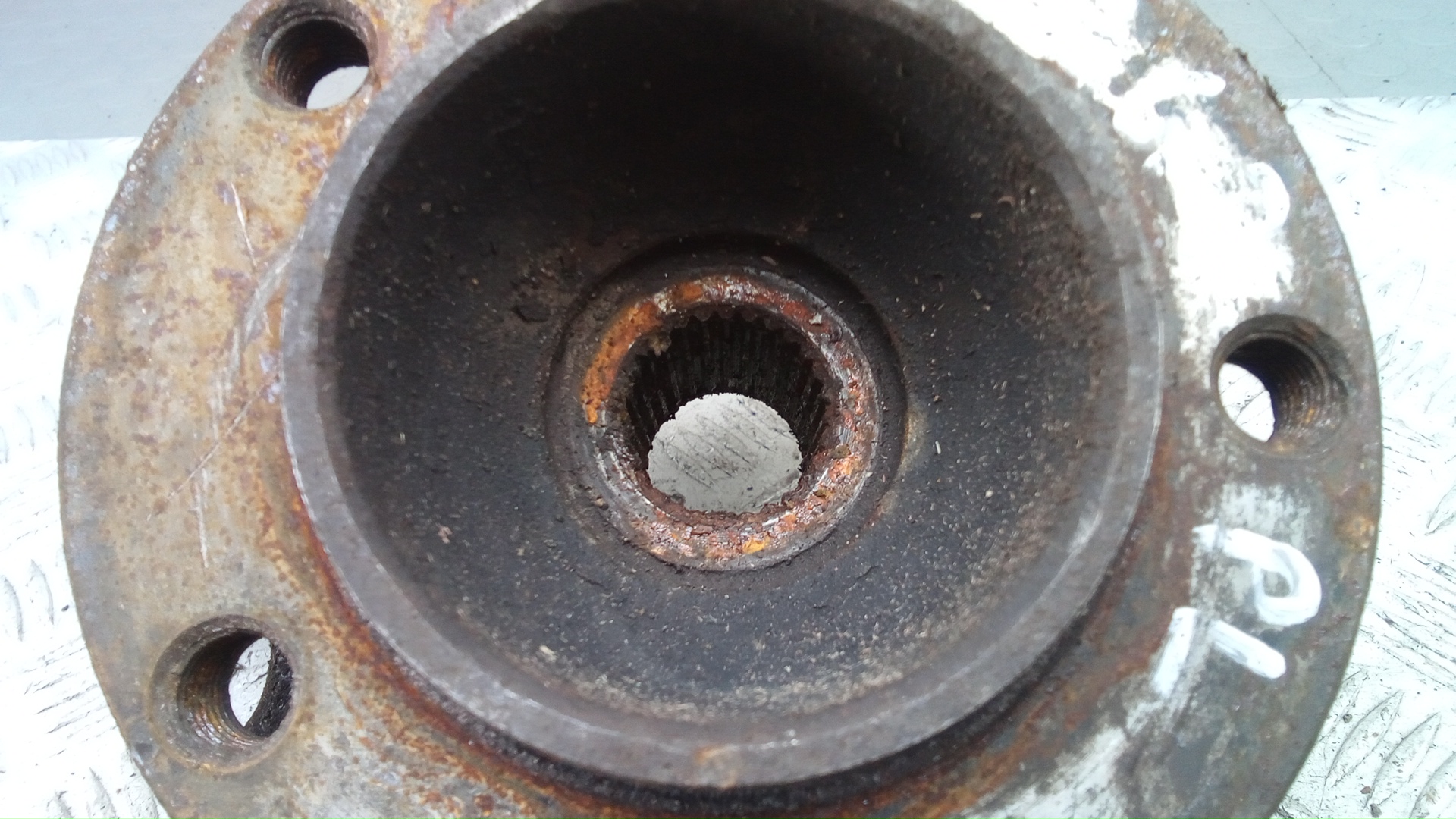 Ступица передняя