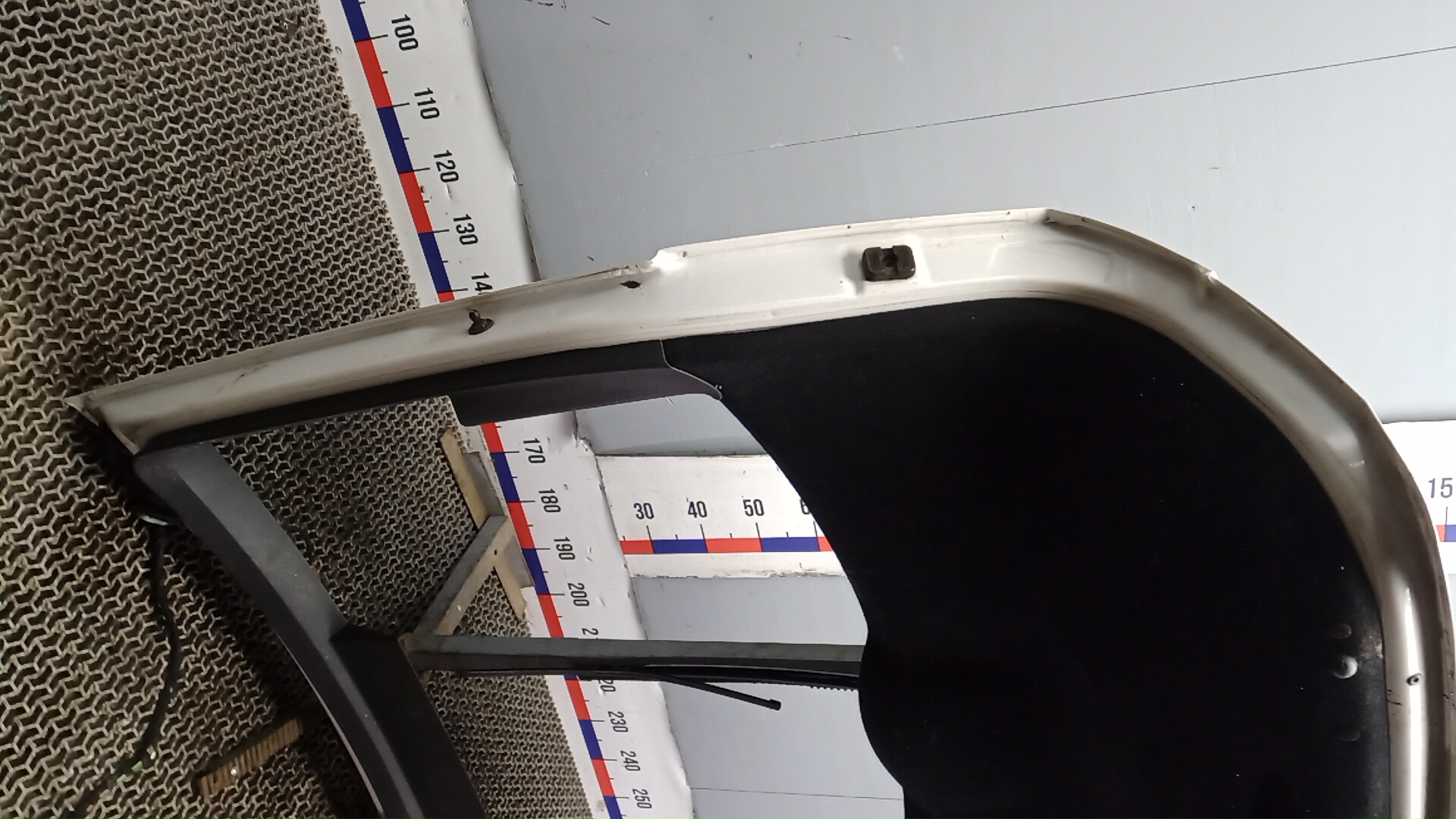 Дверь багажника