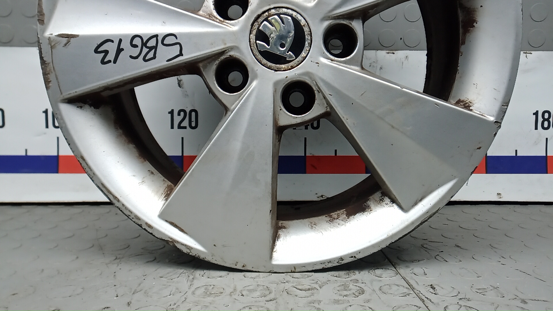 Диск колесный литой легкий сплав