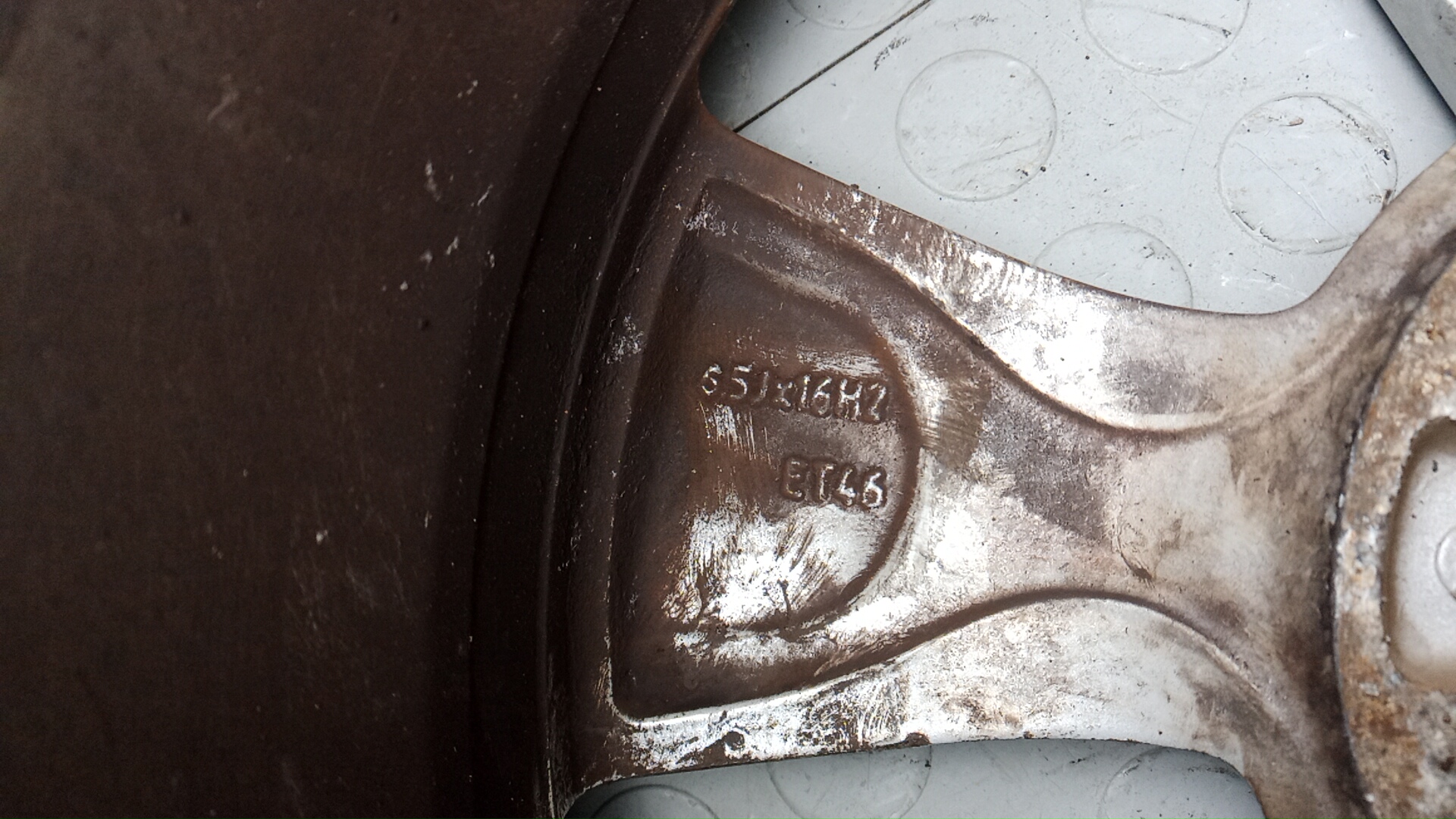 Диск колесный литой легкий сплав