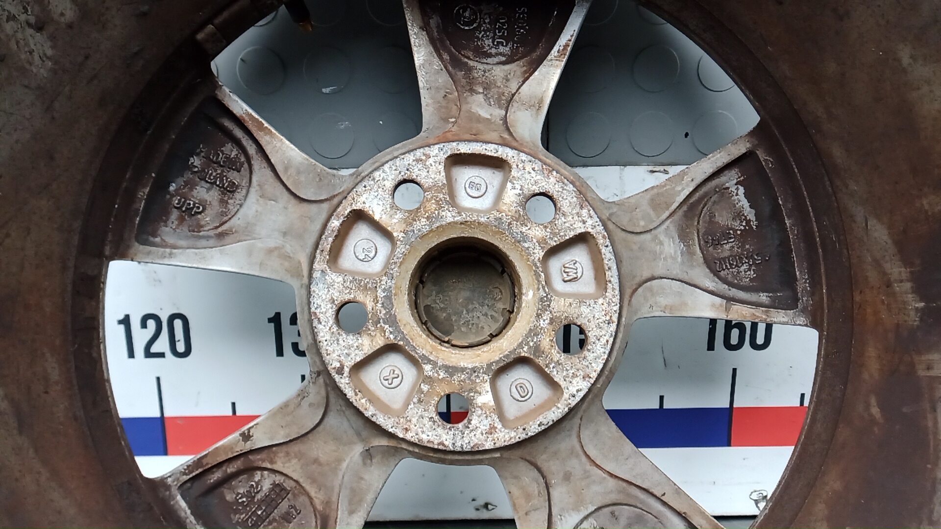 Диск колесный литой легкий сплав