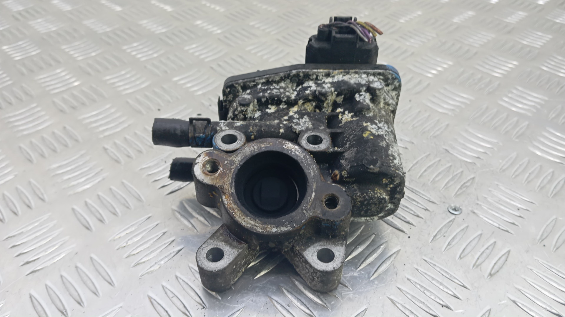 Клапан рециркуляции выхлопных газов (EGR)