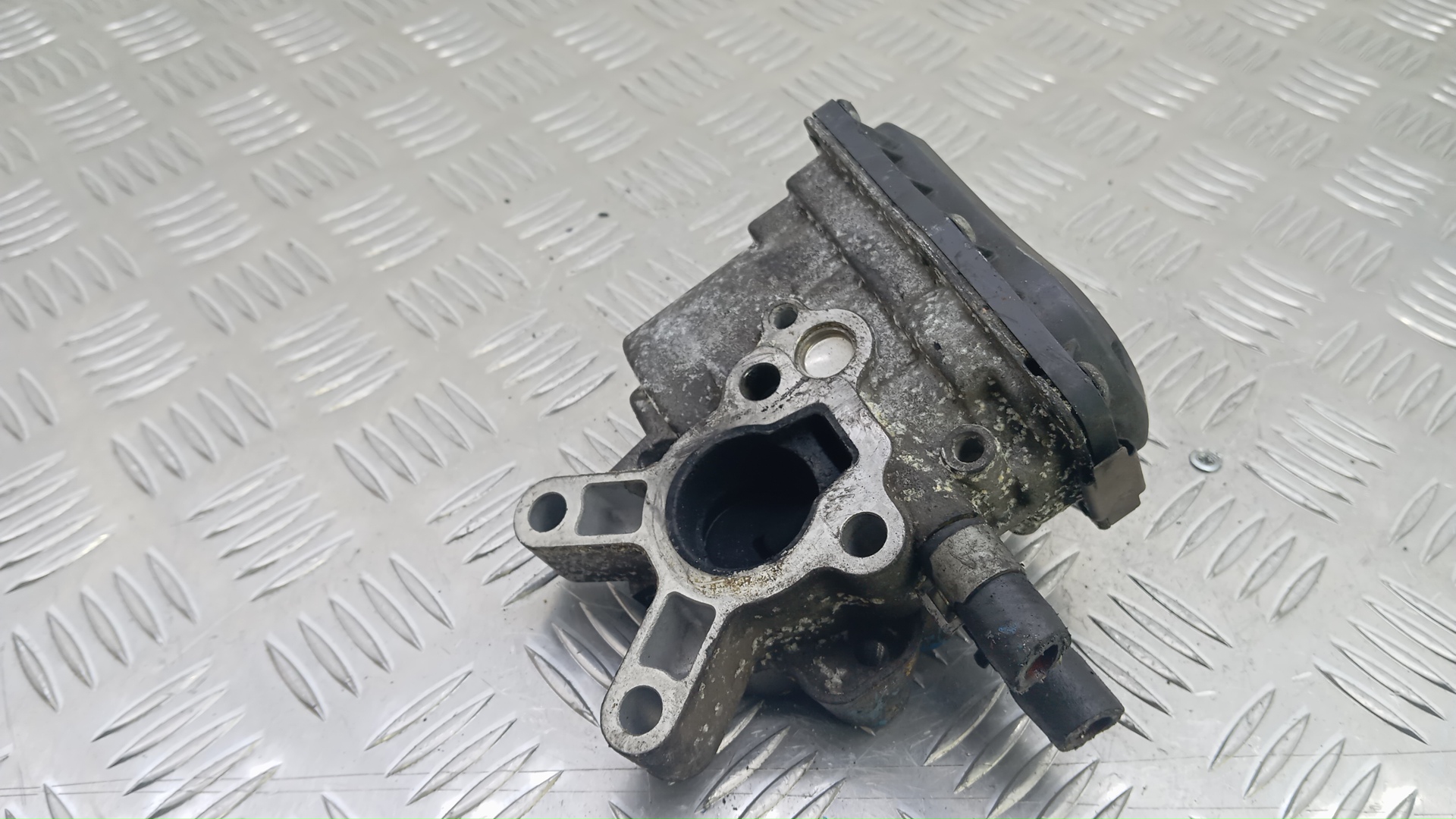 Клапан рециркуляции выхлопных газов (EGR)