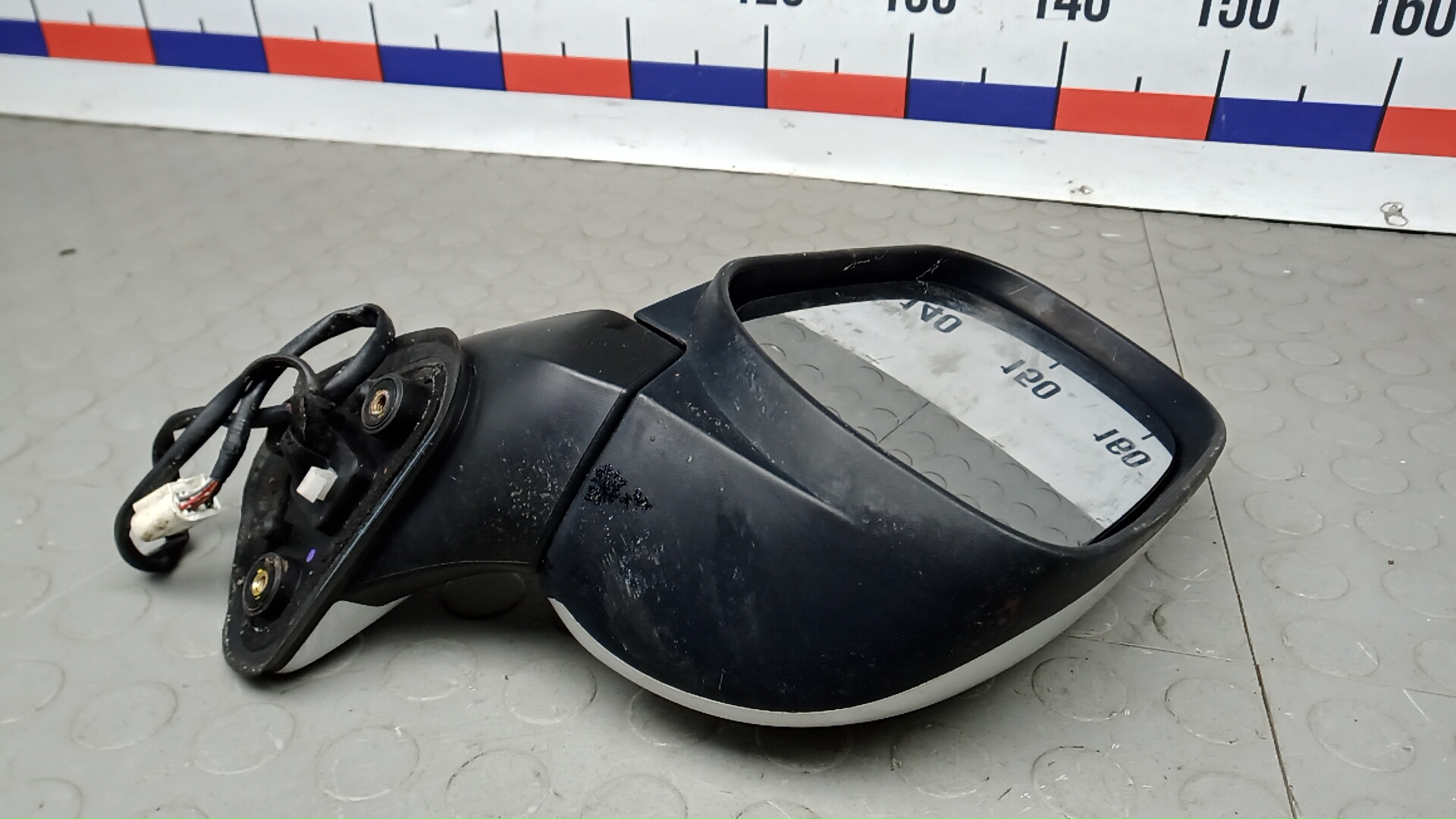 Зеркало левое электрическое