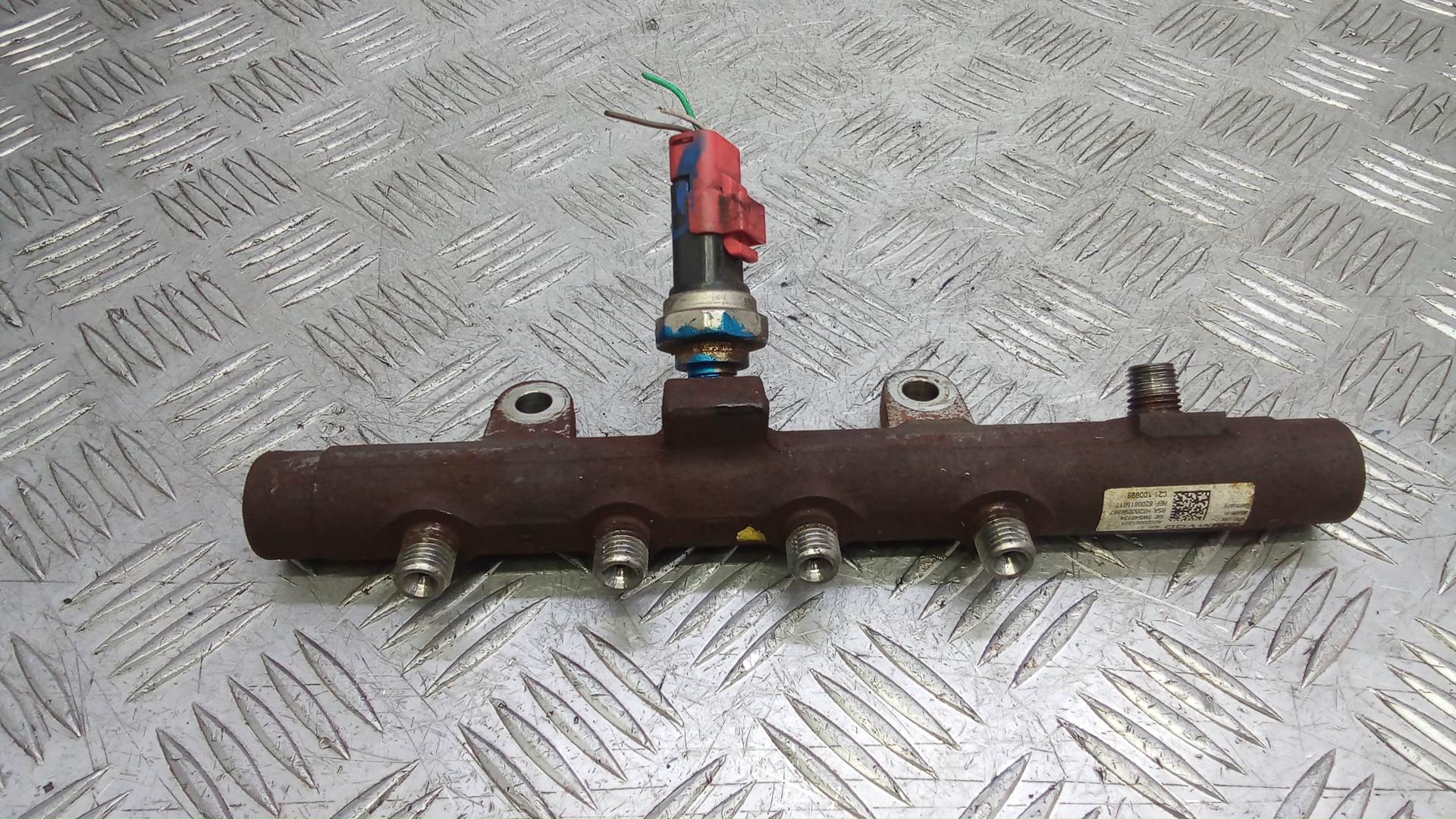 Рейка топливная (рампа)