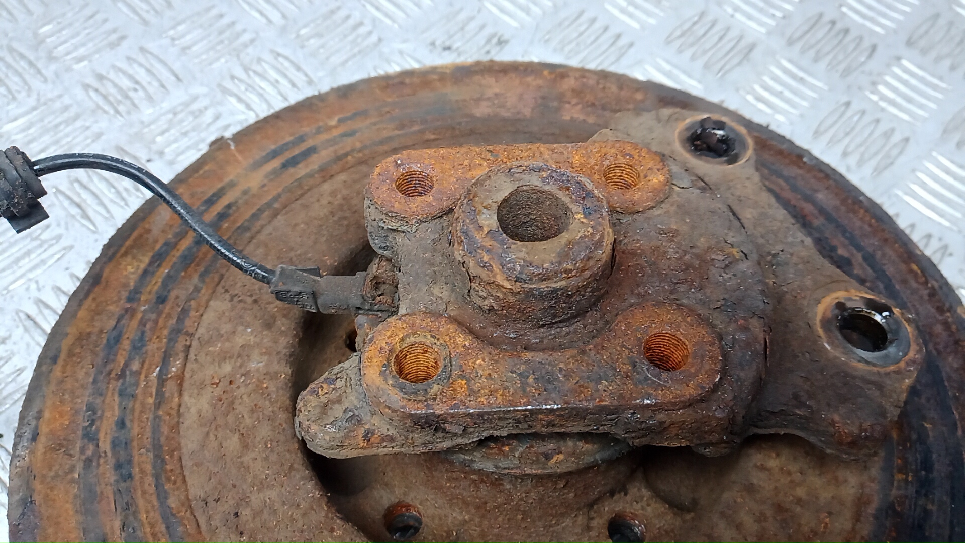 Ступица задняя