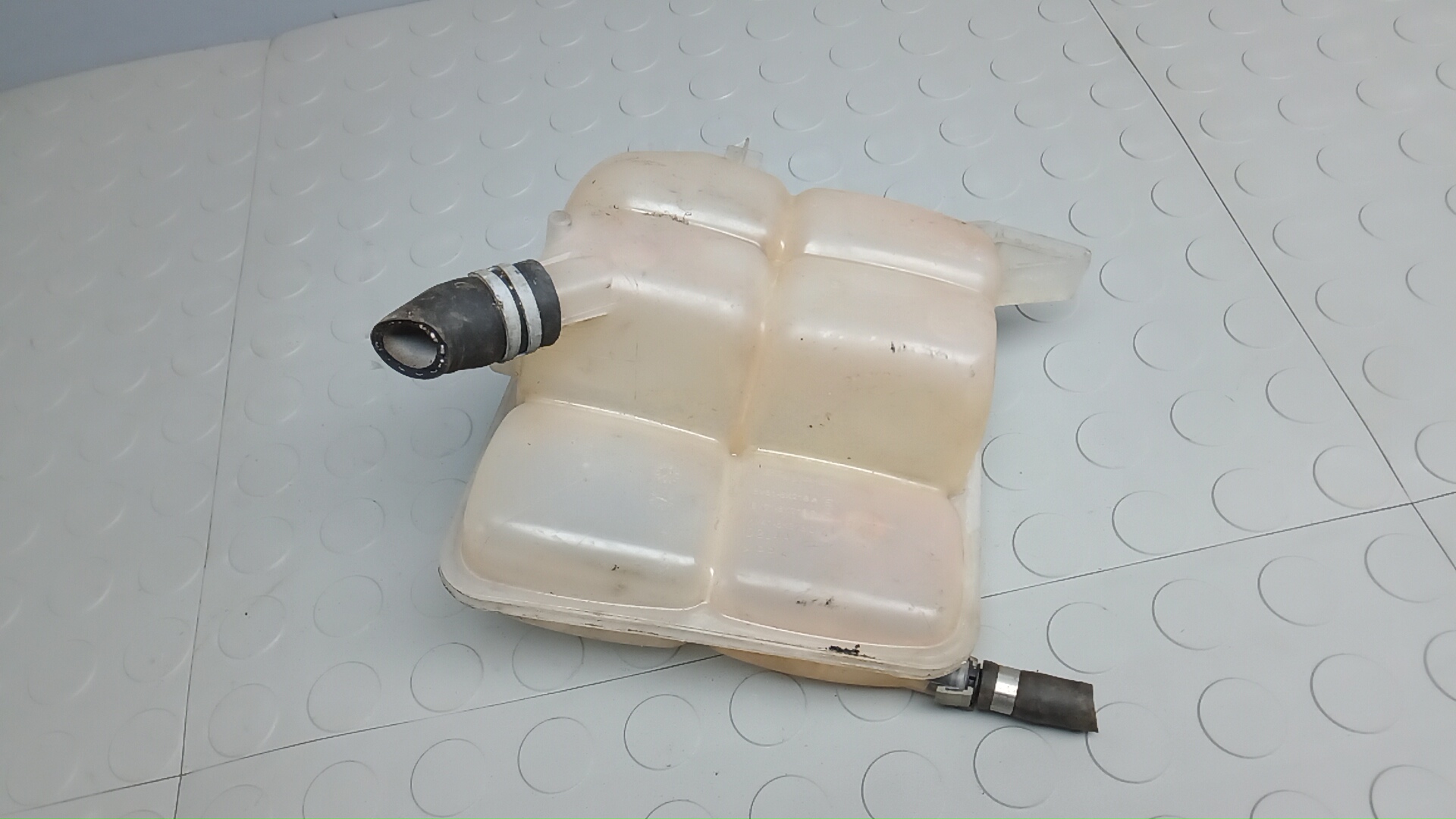 Бачок расширительный