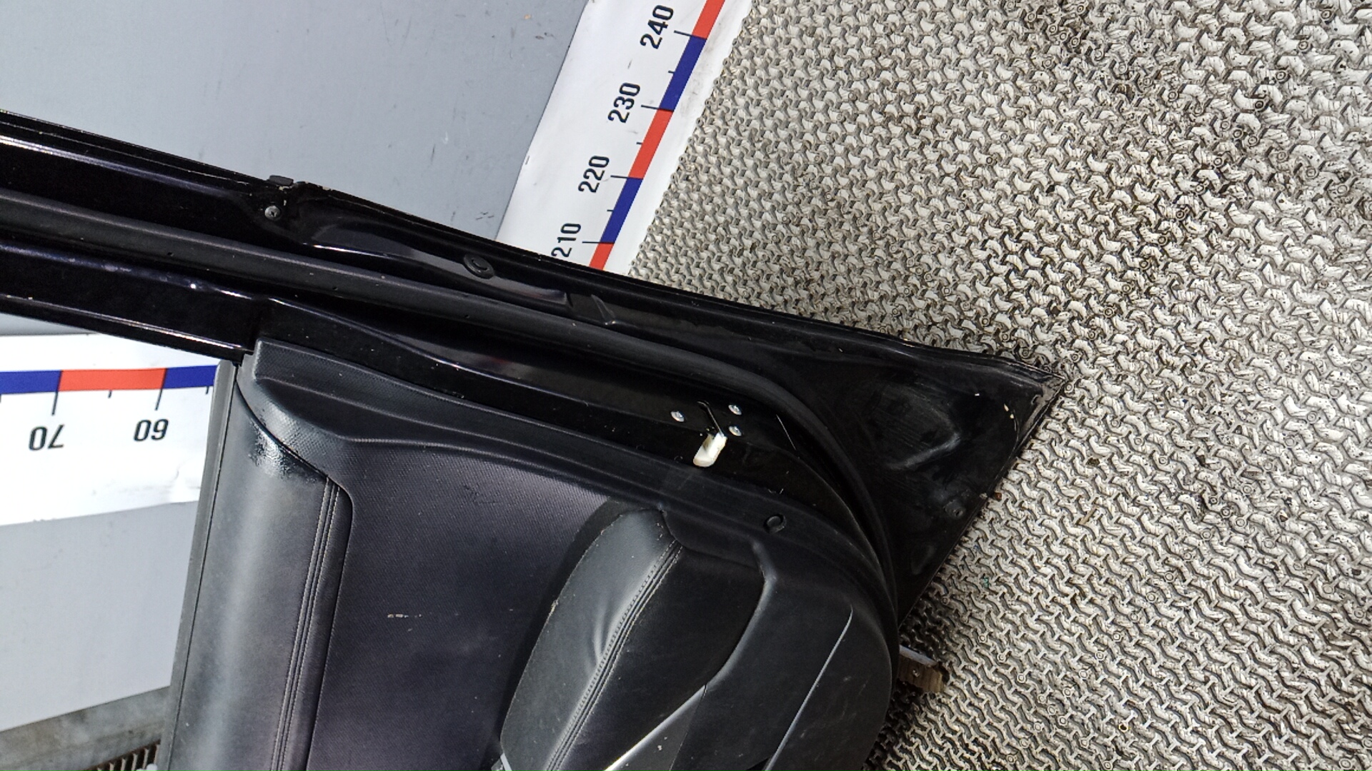 Дверь передняя правая