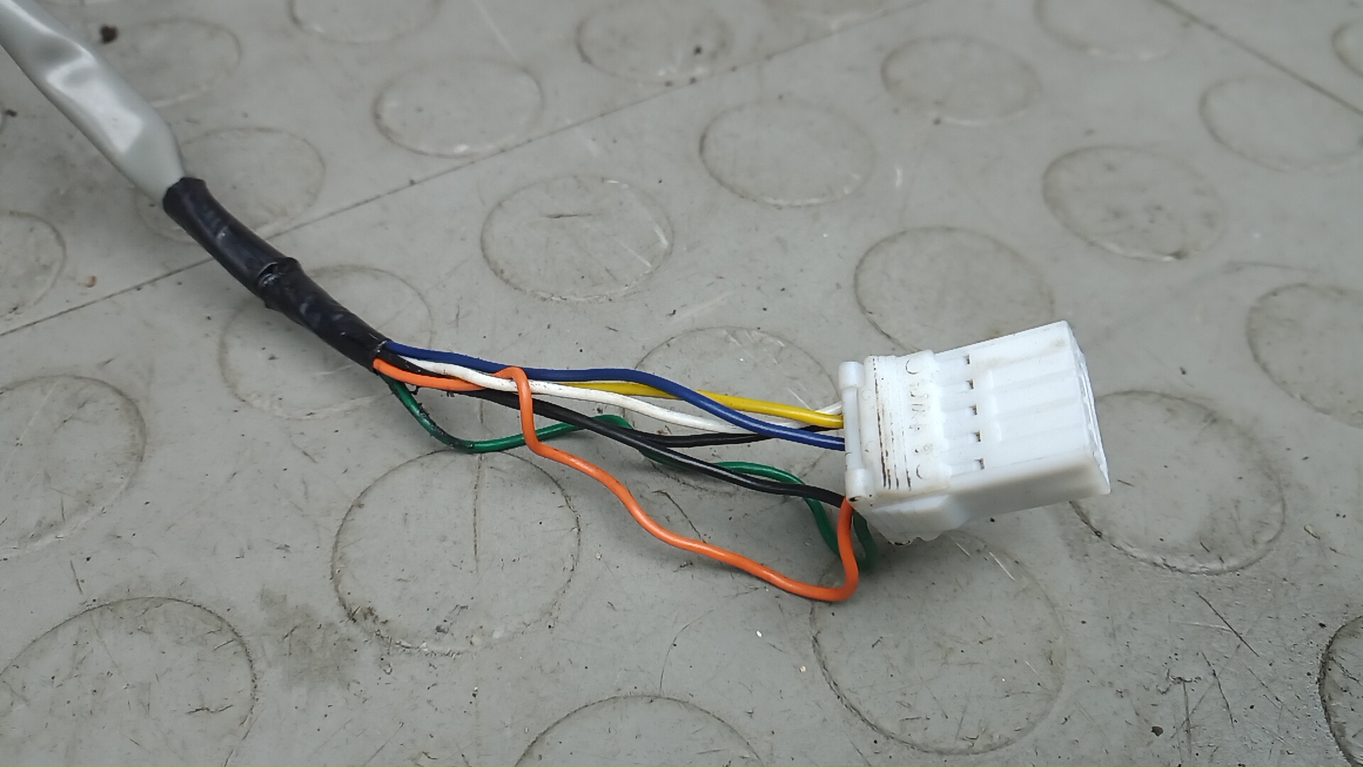 Зеркало левое электрическое