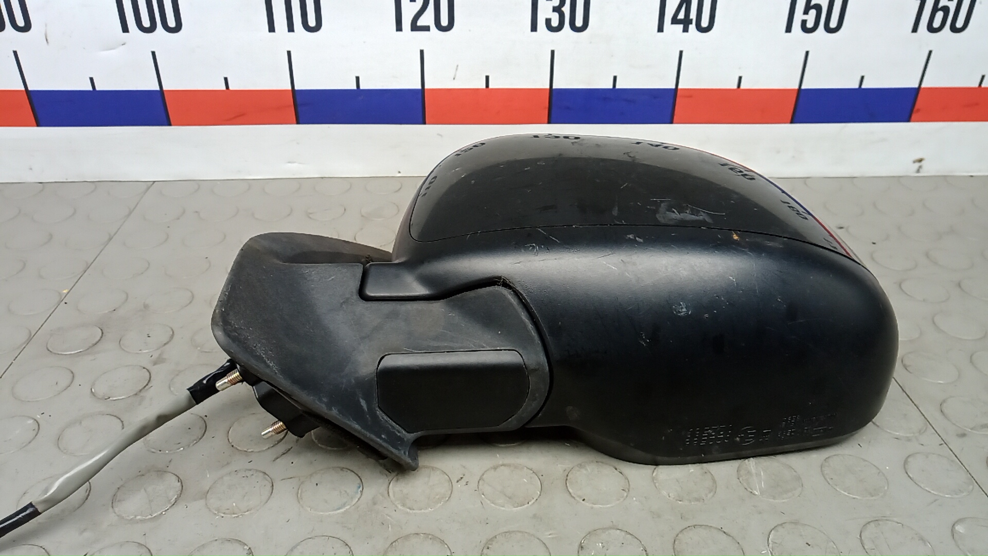 Зеркало левое электрическое