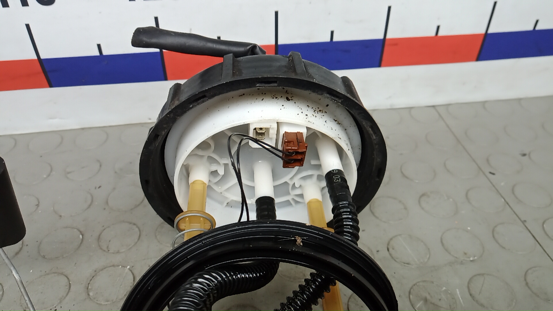 Насос топливный электрический