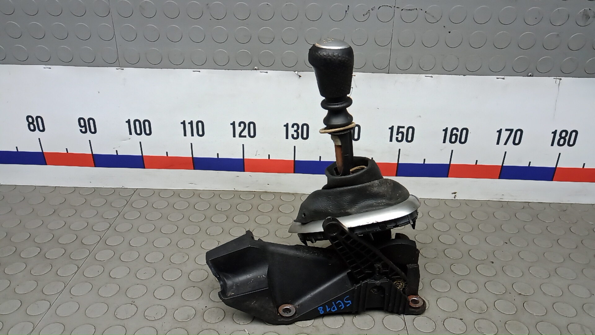 Кулиса МКПП / АКПП