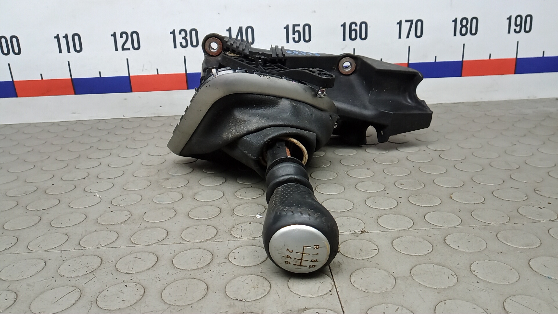 Кулиса МКПП / АКПП