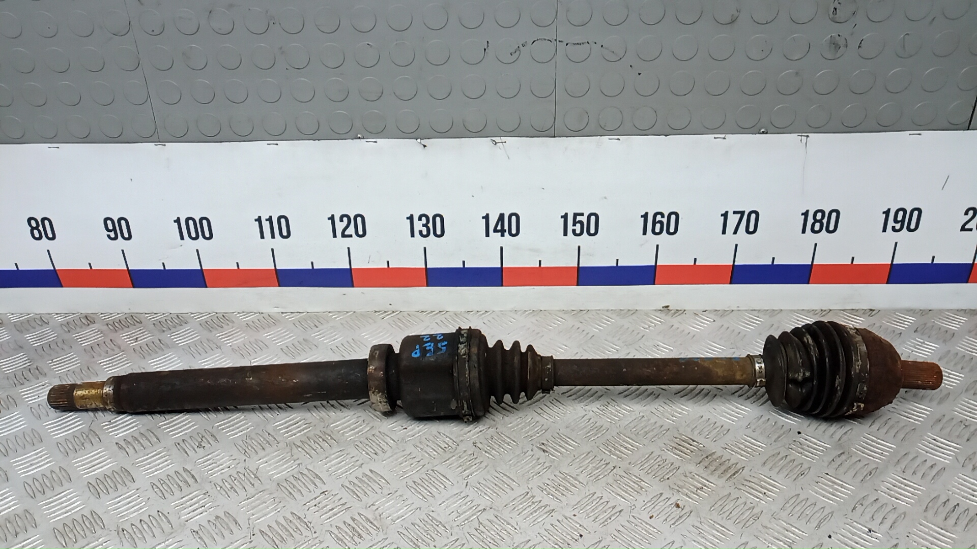 Полуось передняя правая