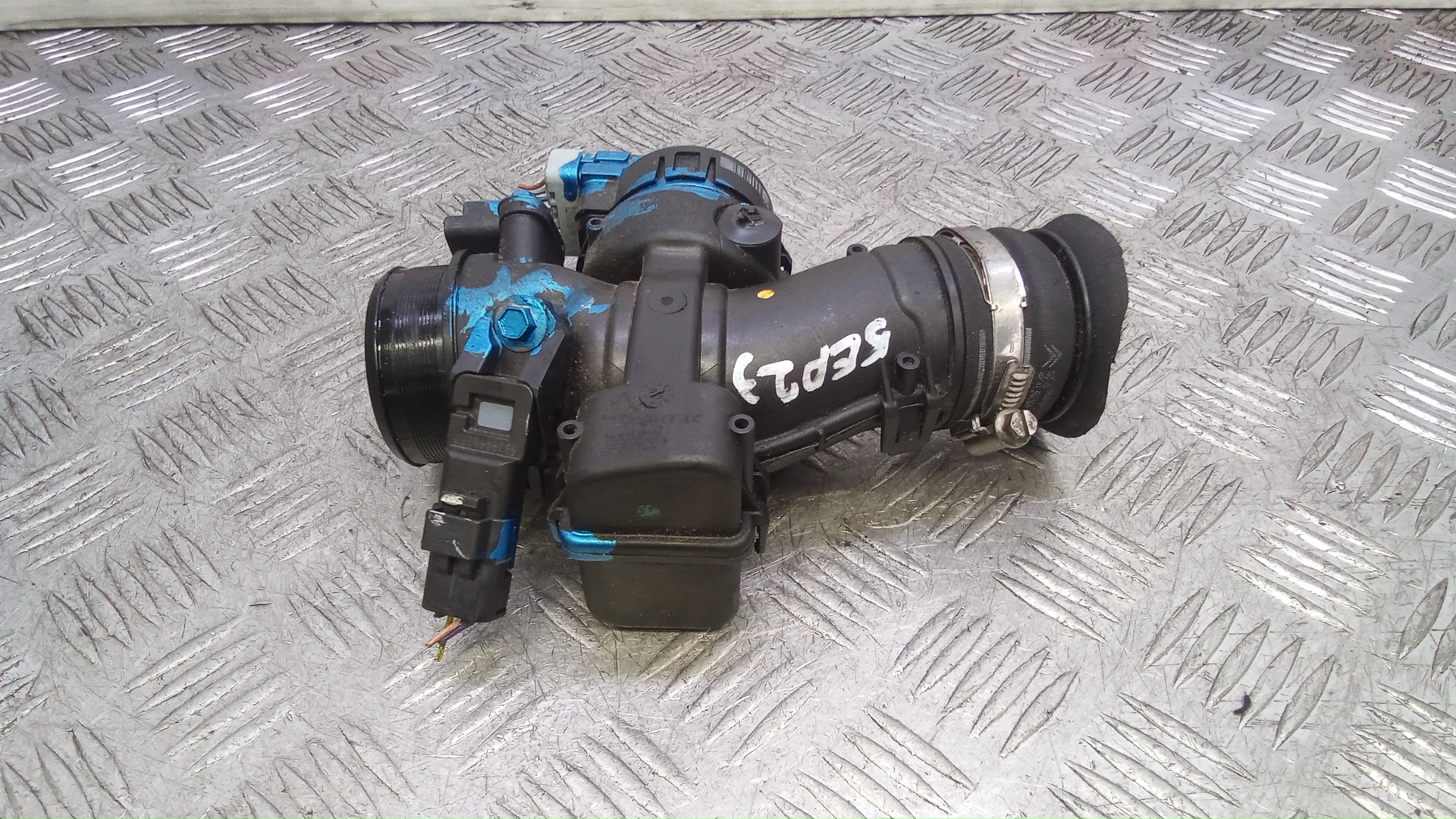 Заслонка дроссельная электрическая