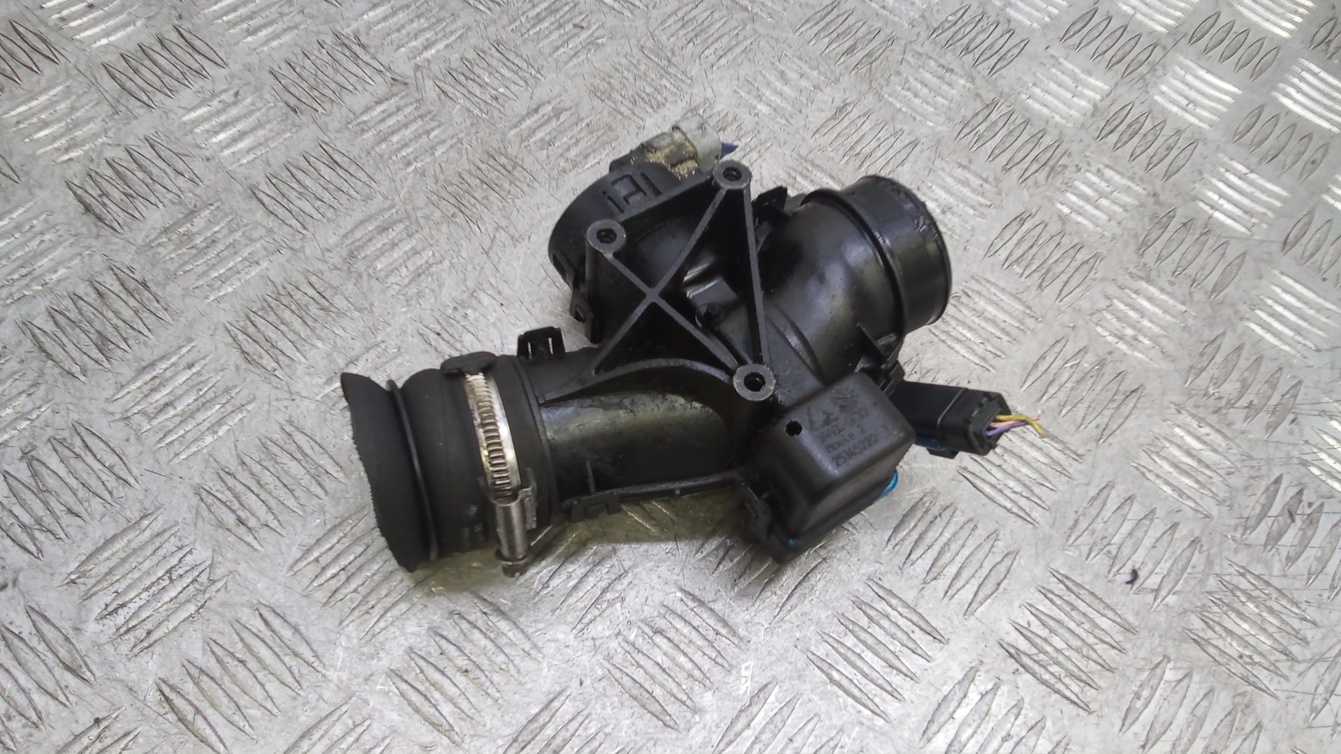 Заслонка дроссельная электрическая