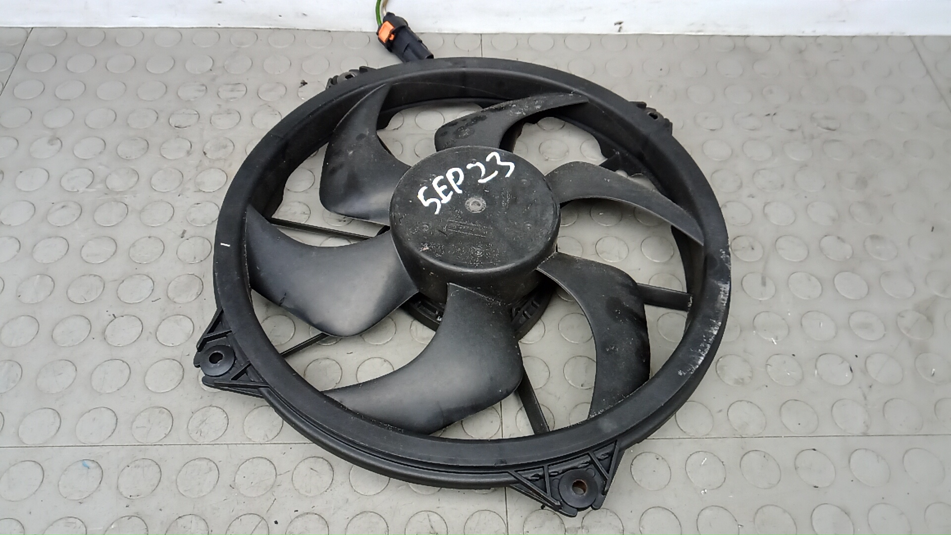 Вентилятор радиатора