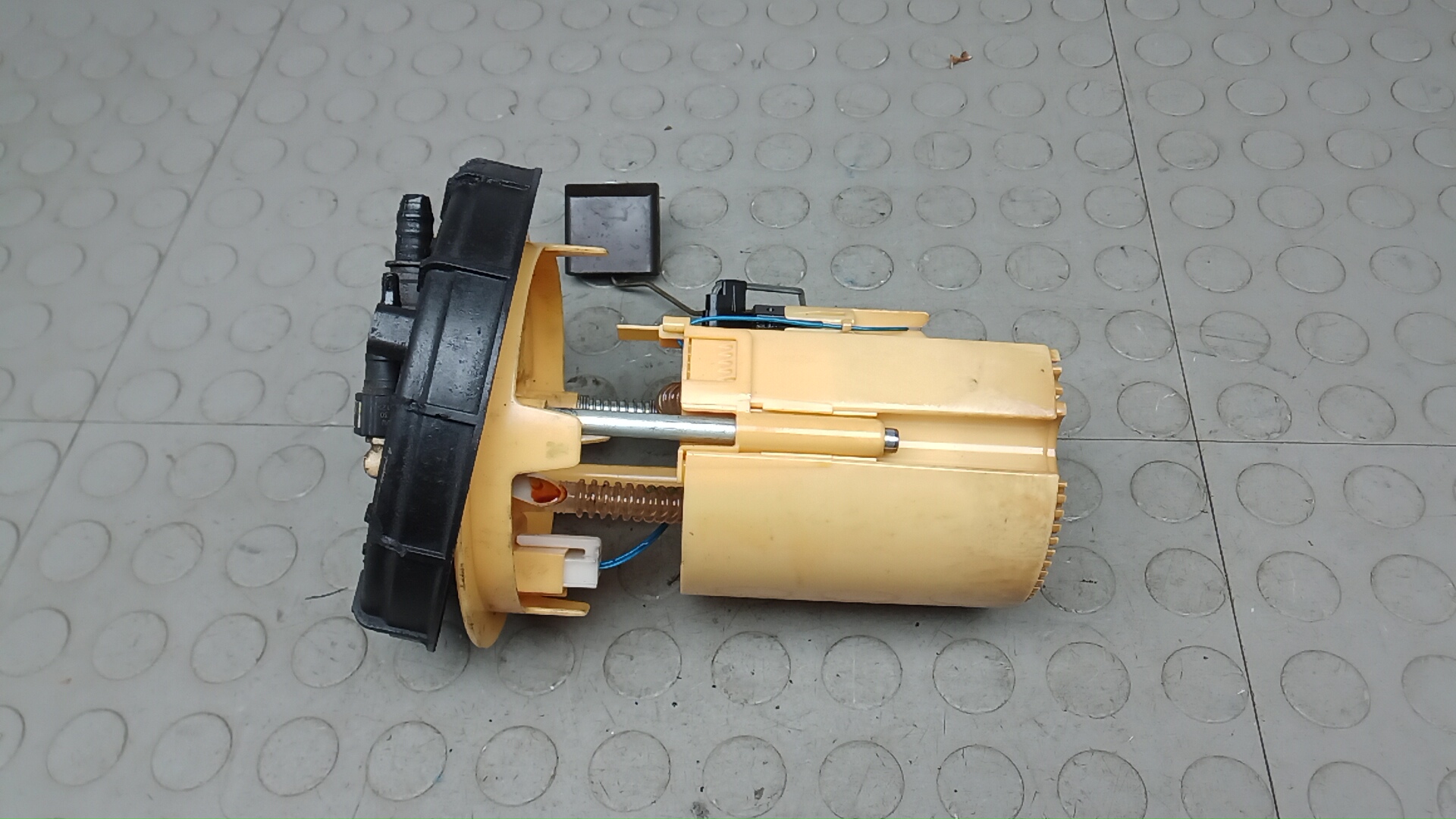 Насос топливный электрический