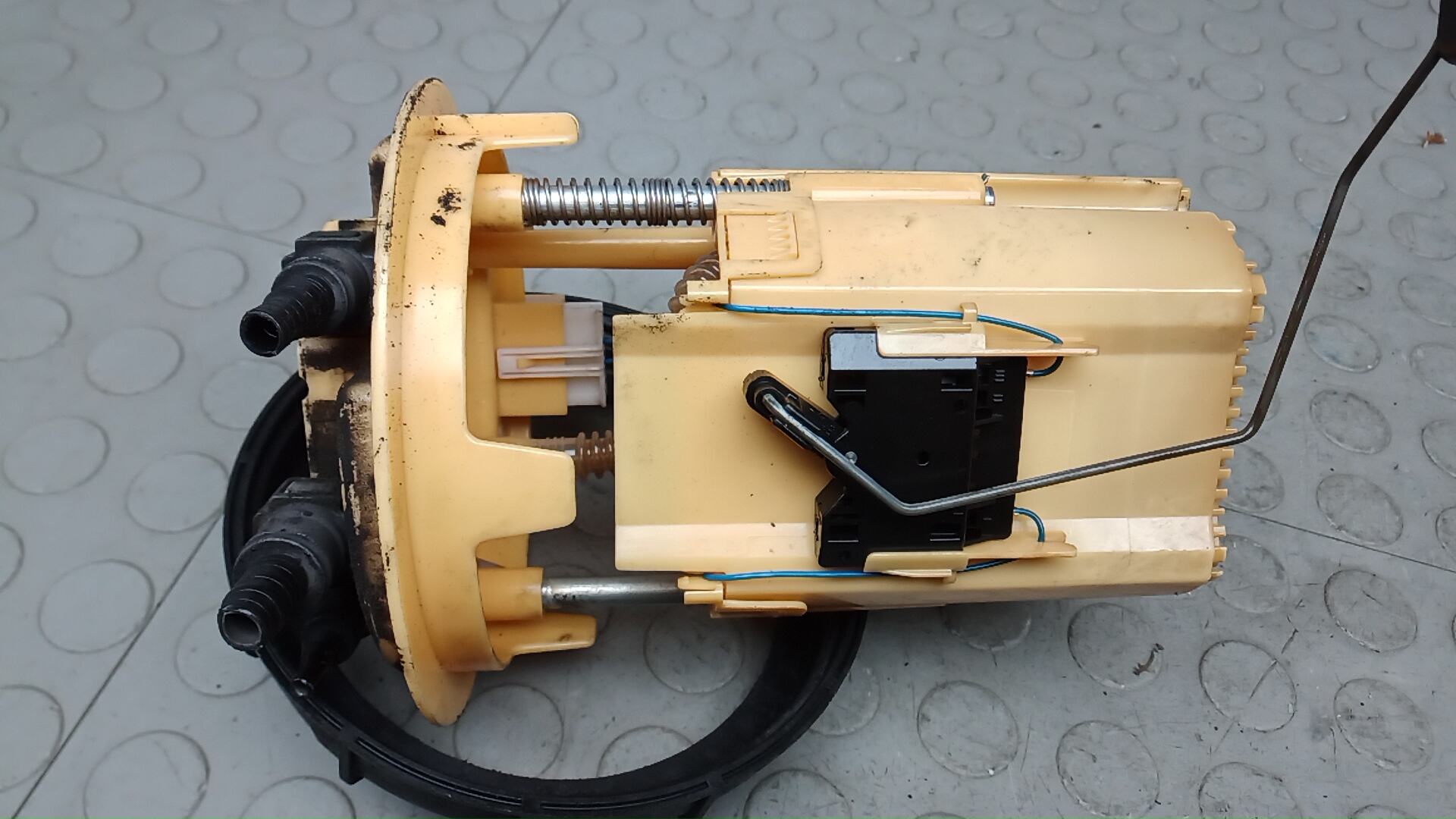 Насос топливный электрический