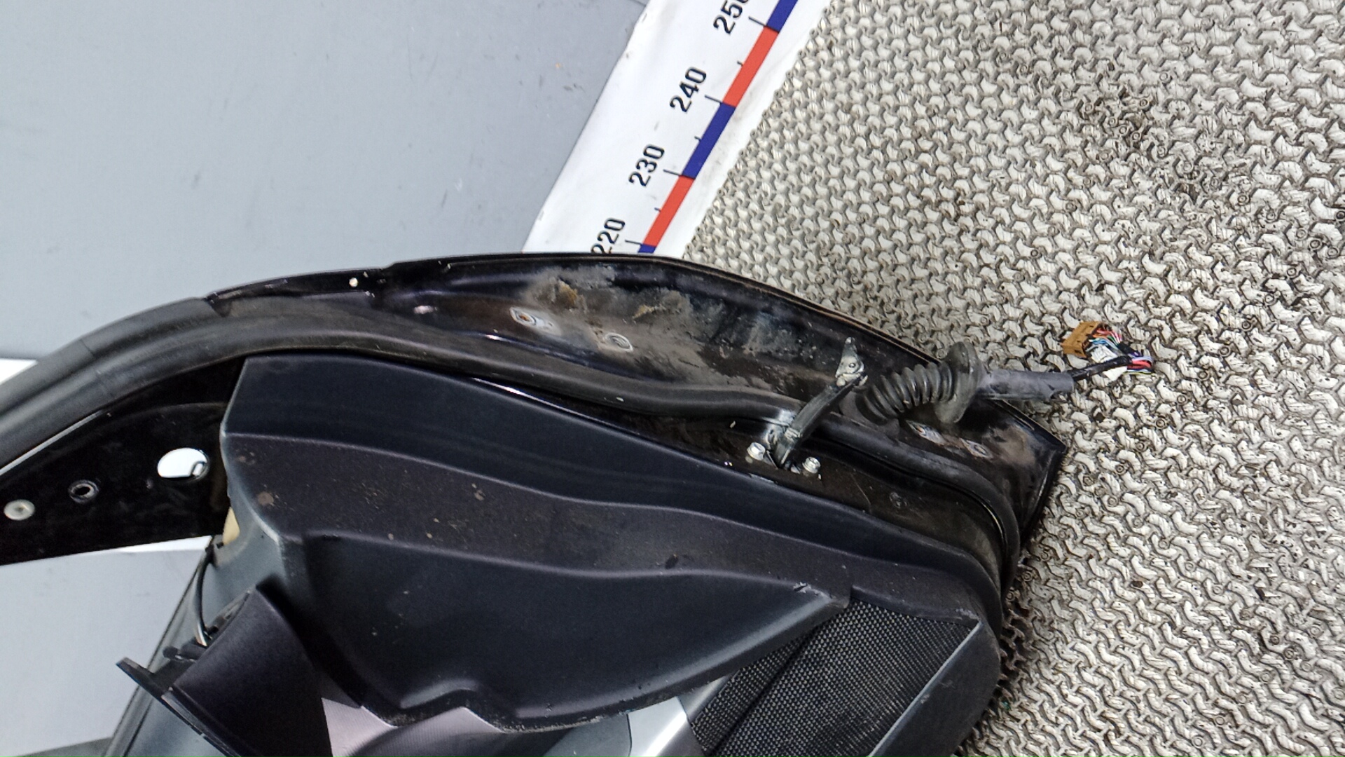 Дверь передняя левая