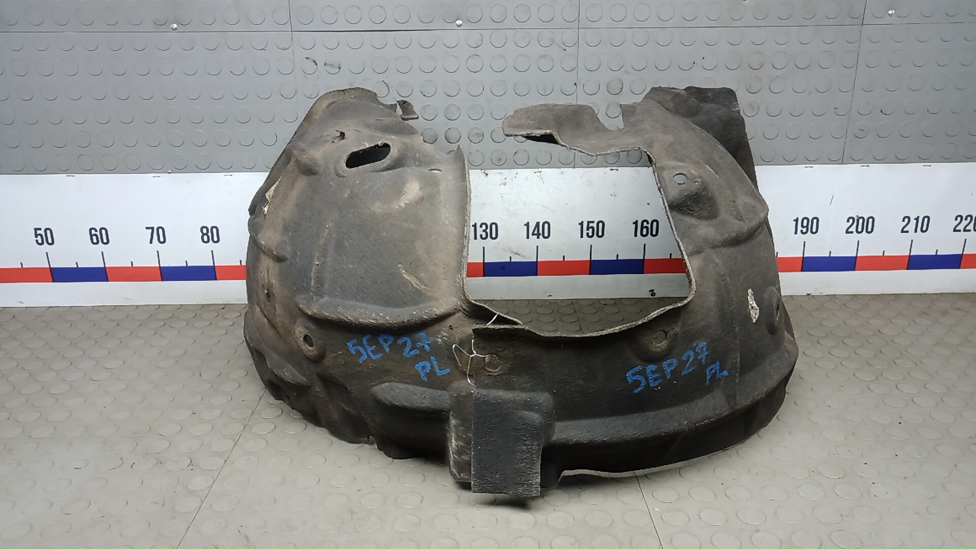 Локер передний левый