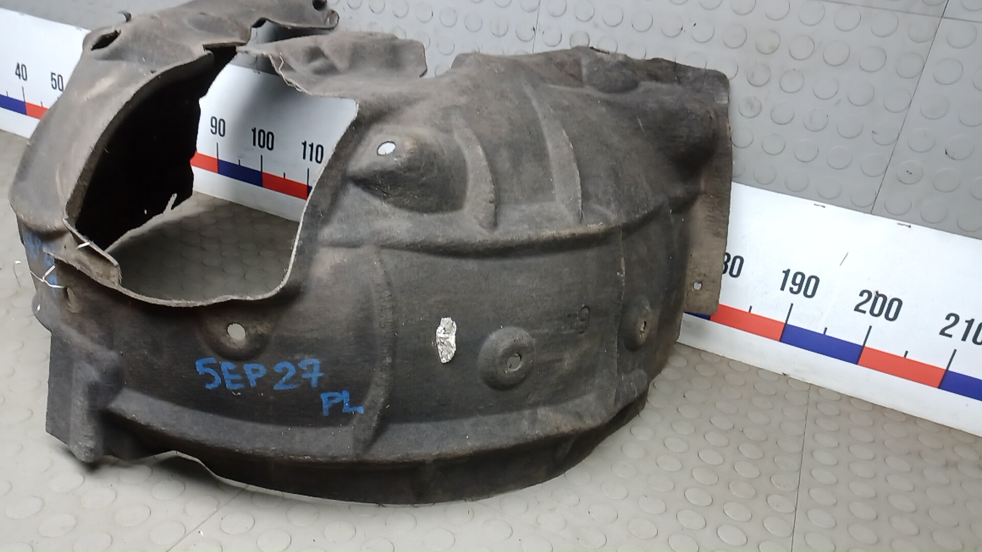 Локер передний левый