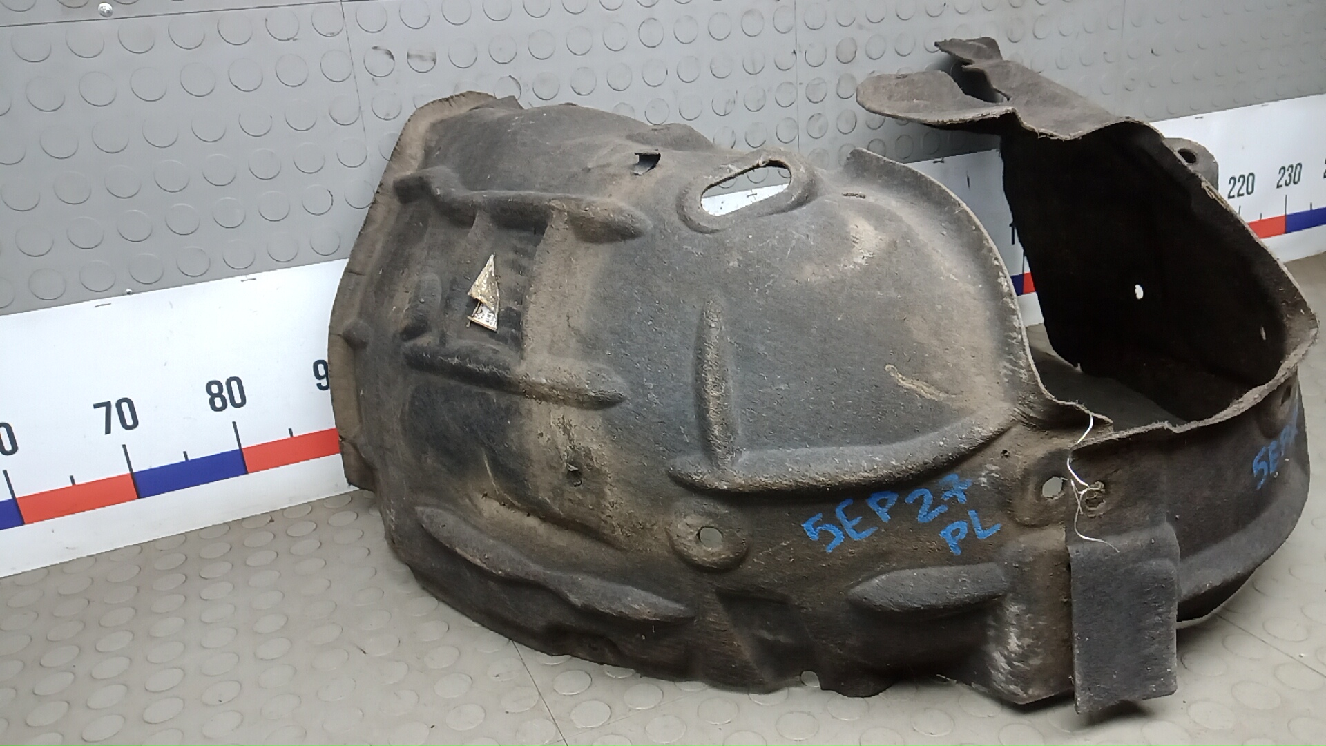 Локер передний левый