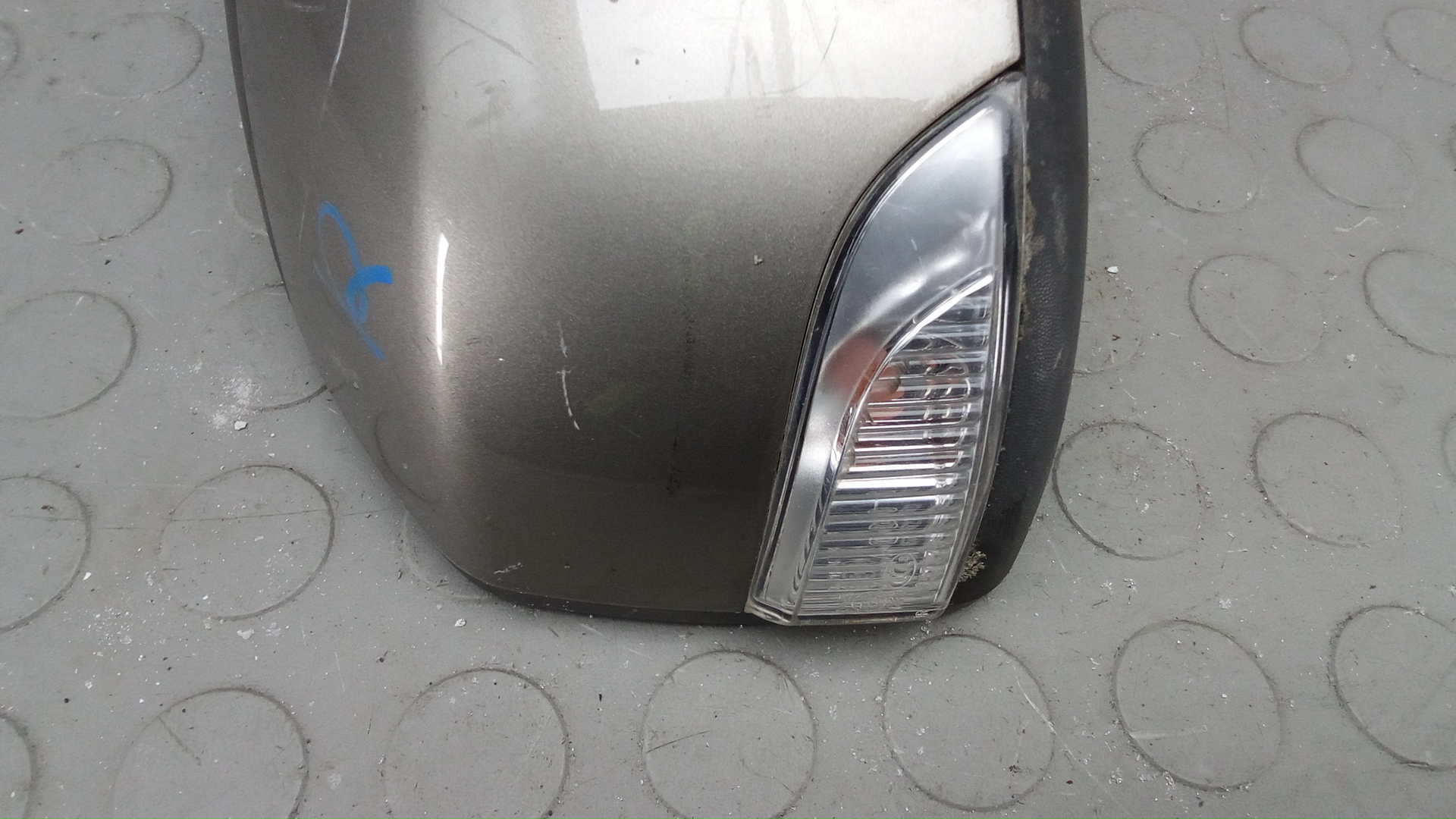 Зеркало правое электрическое