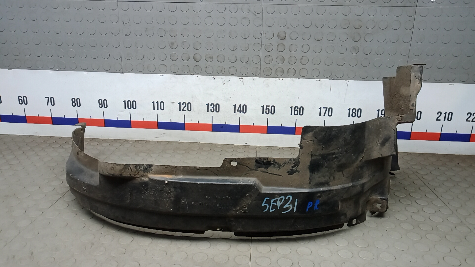 Локер передний правый