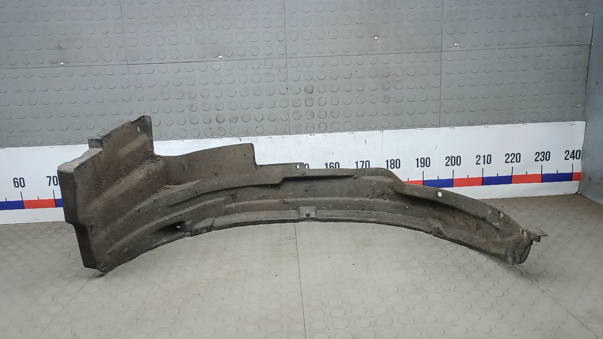 Локер передний правый