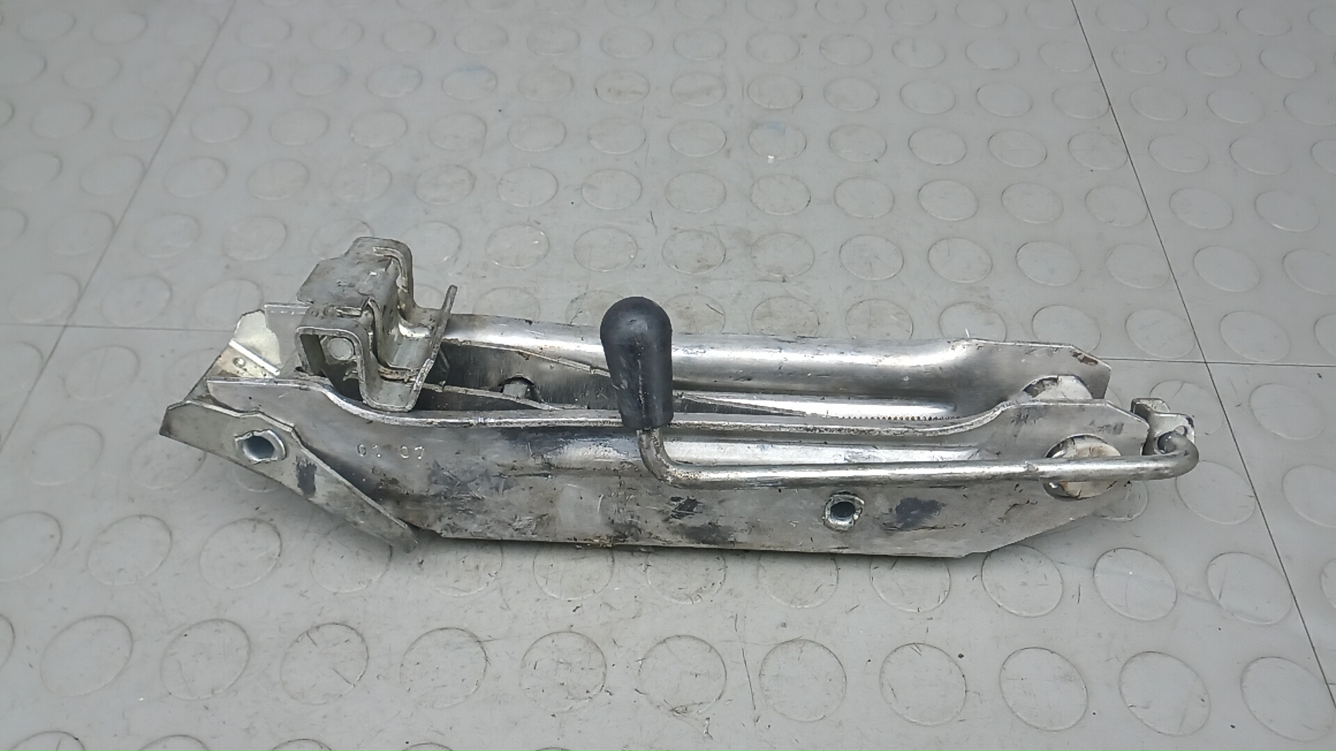 Домкрат