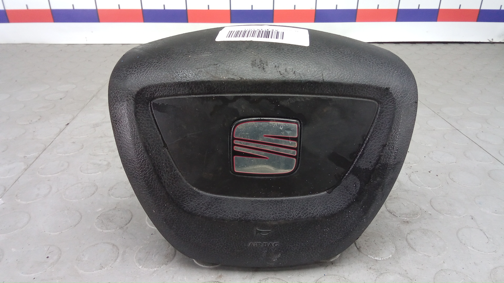 Подушка безопасности в рулевое колесо