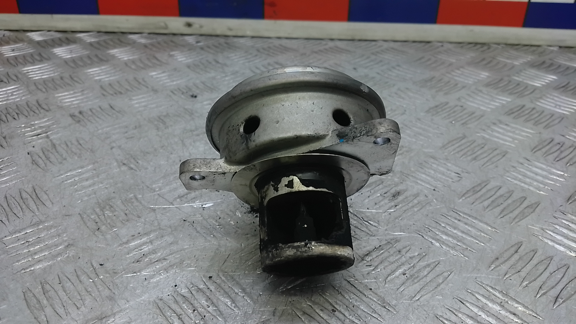 Клапан рециркуляции выхлопных газов (EGR)