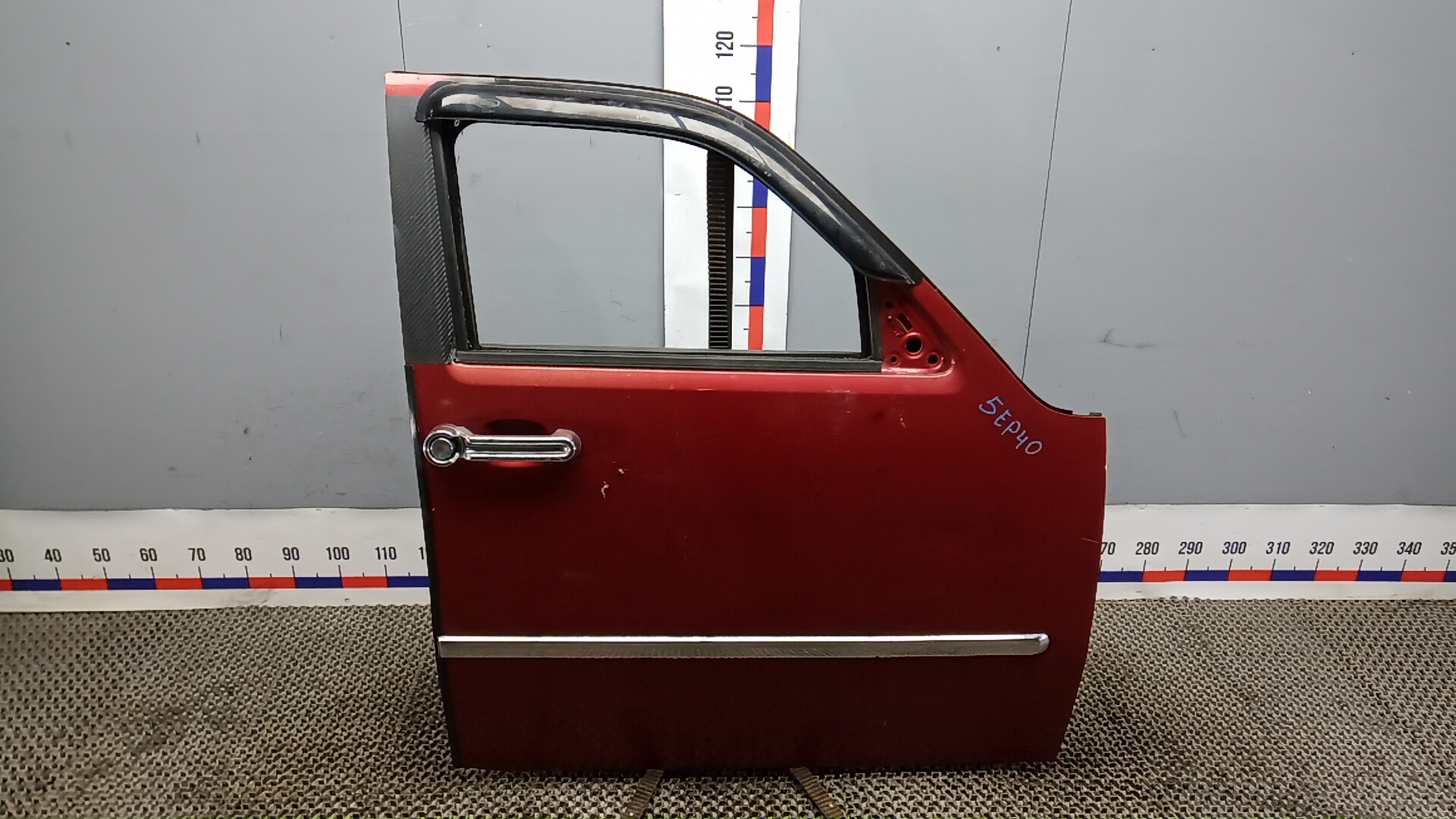 Дверь передняя правая