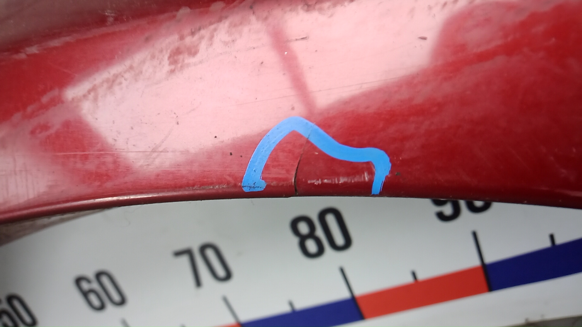 Накладка переднего крыла правого