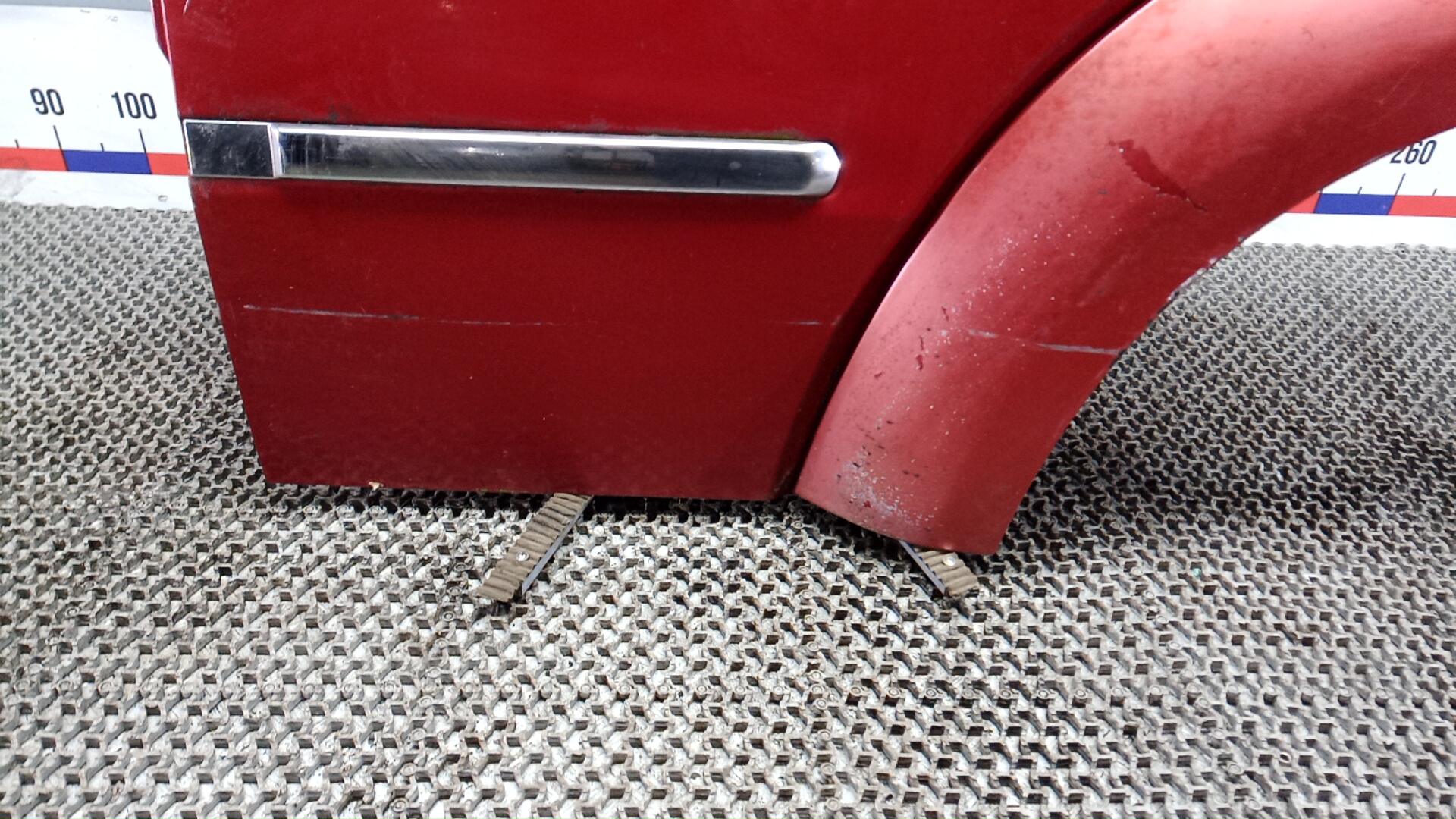 Дверь задняя левая