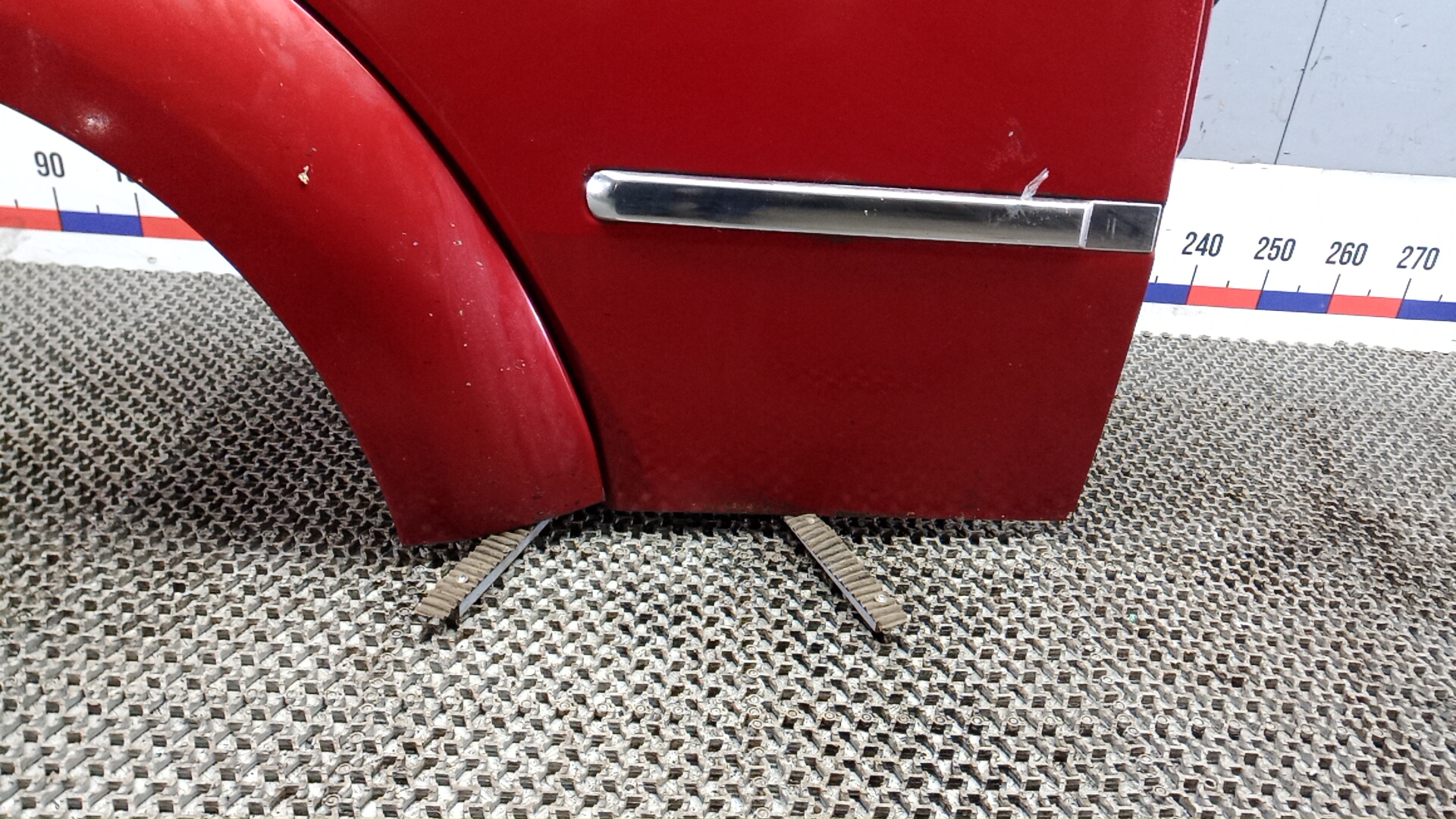 Дверь задняя правая