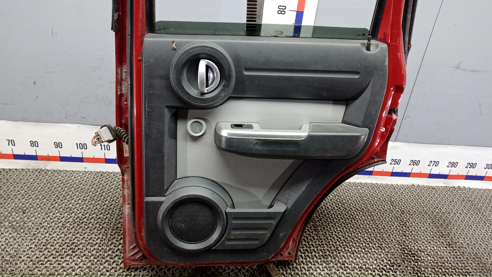 Дверь задняя правая