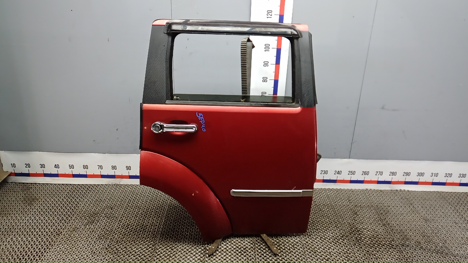 Дверь задняя правая