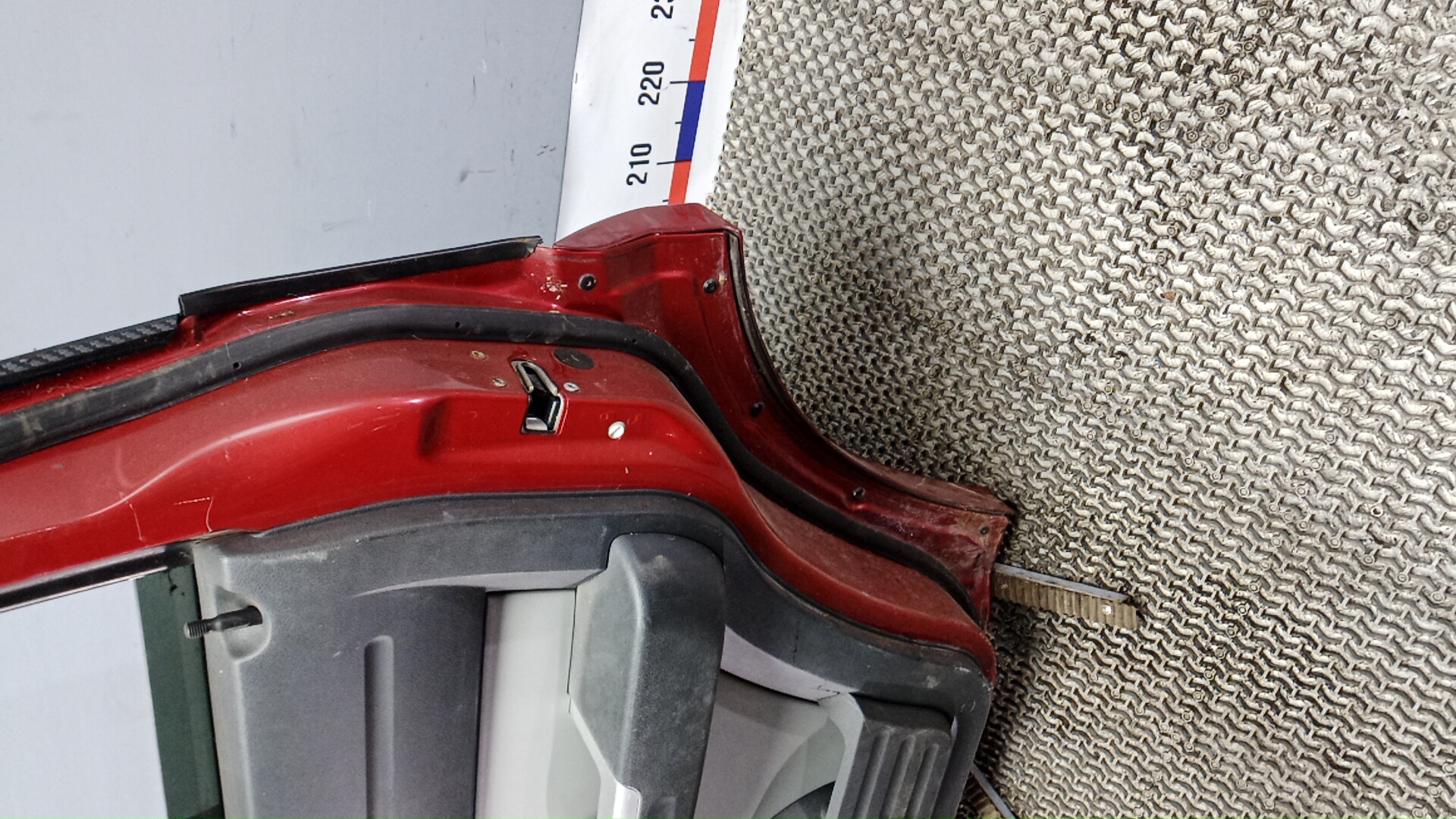 Дверь задняя правая