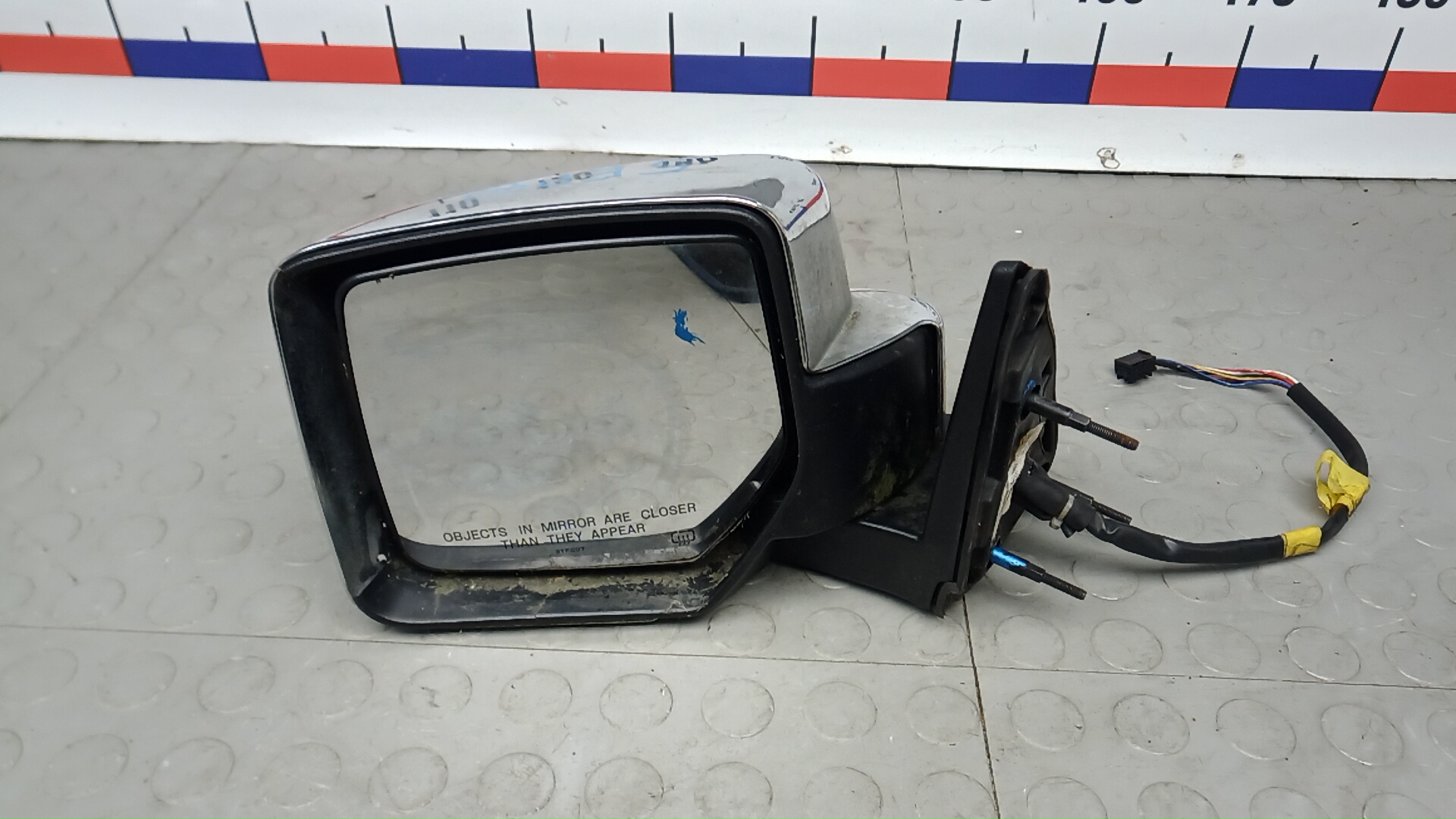 Зеркало левое электрическое