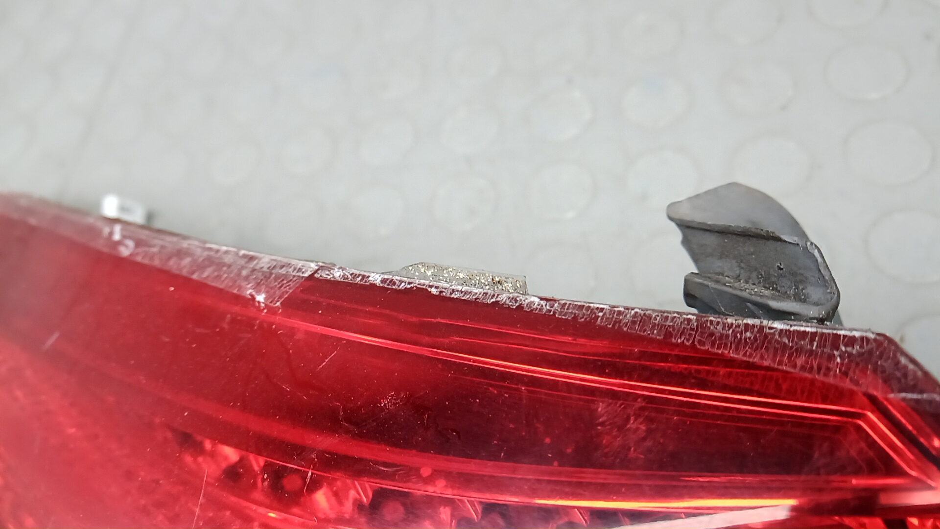 Фонарь задний левый